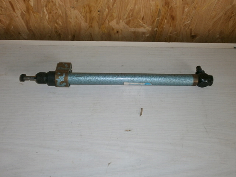 Léghenger pneumatikus munkahenger