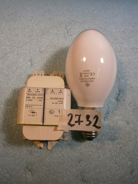 Izzó fojtótrafóval General Electric *18