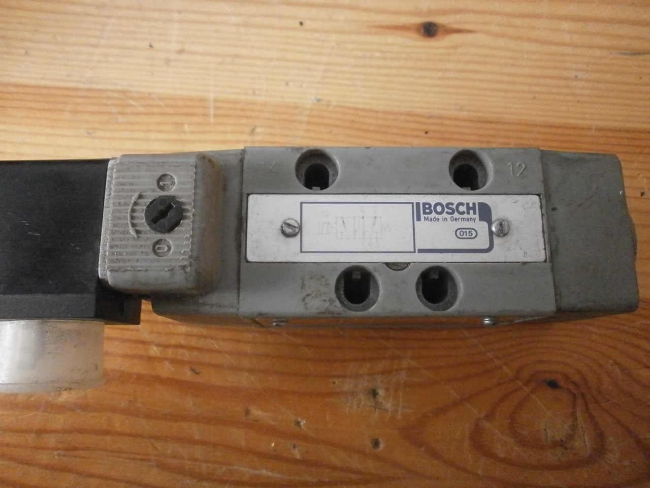 Mágnesszelep pneumatikus Bosch - 3. kép