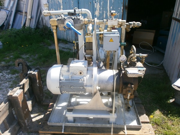 Hidraulikaszivattyú villanymotorral 11kw Moog