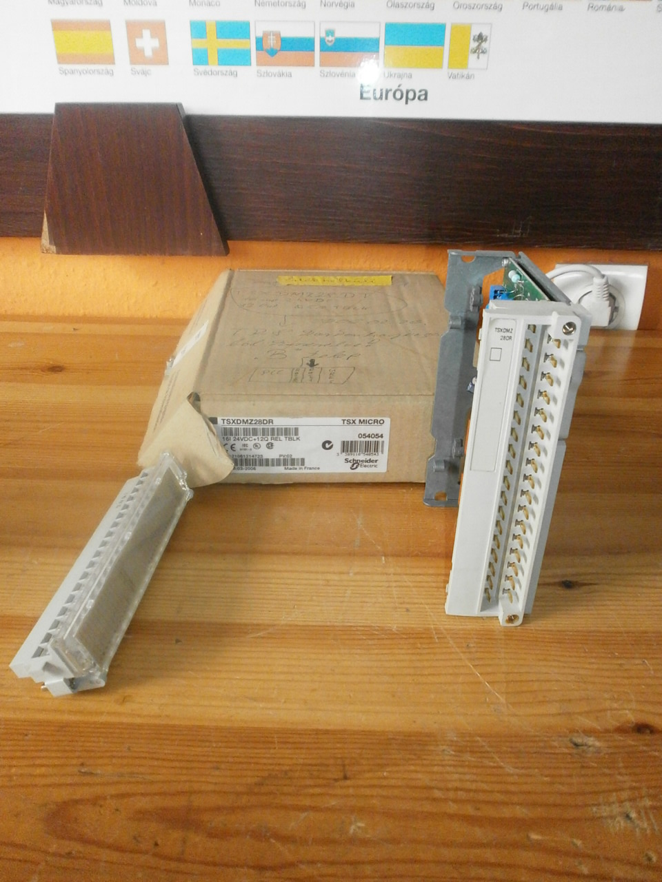 Ki és bemeneti egység Tsx Micro I/O modul - 2. kép