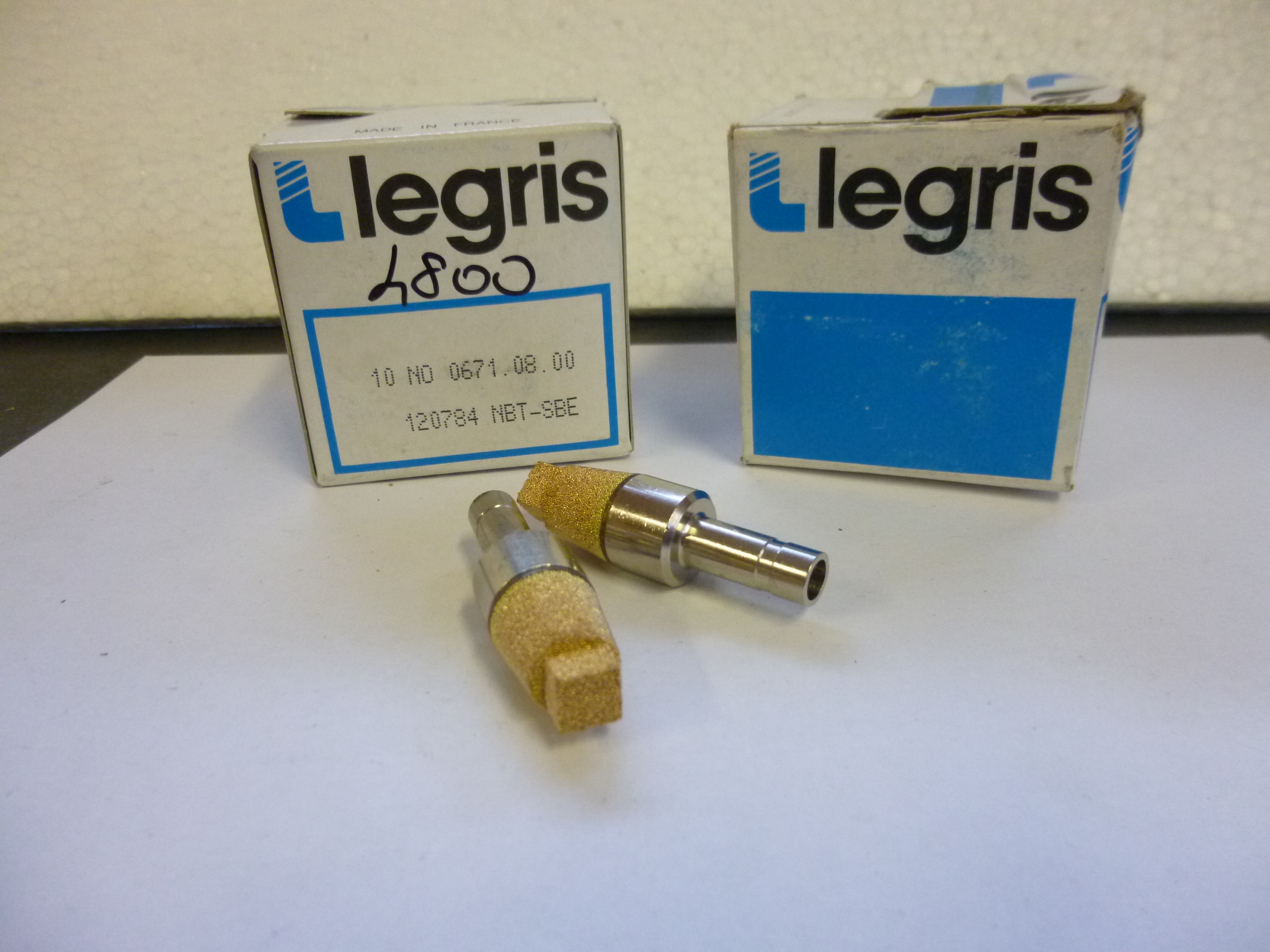 Pneumatikus hangtompító kipufogó 8mm Legris új - 2. kép