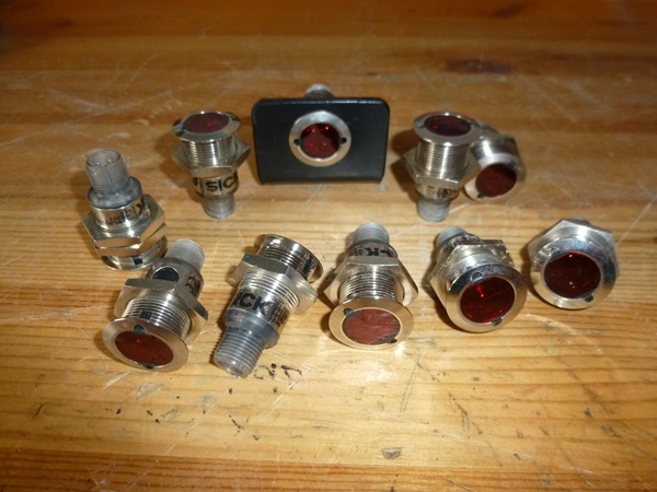 Fotoelektromos érzékelő szenzor retroreflektív
