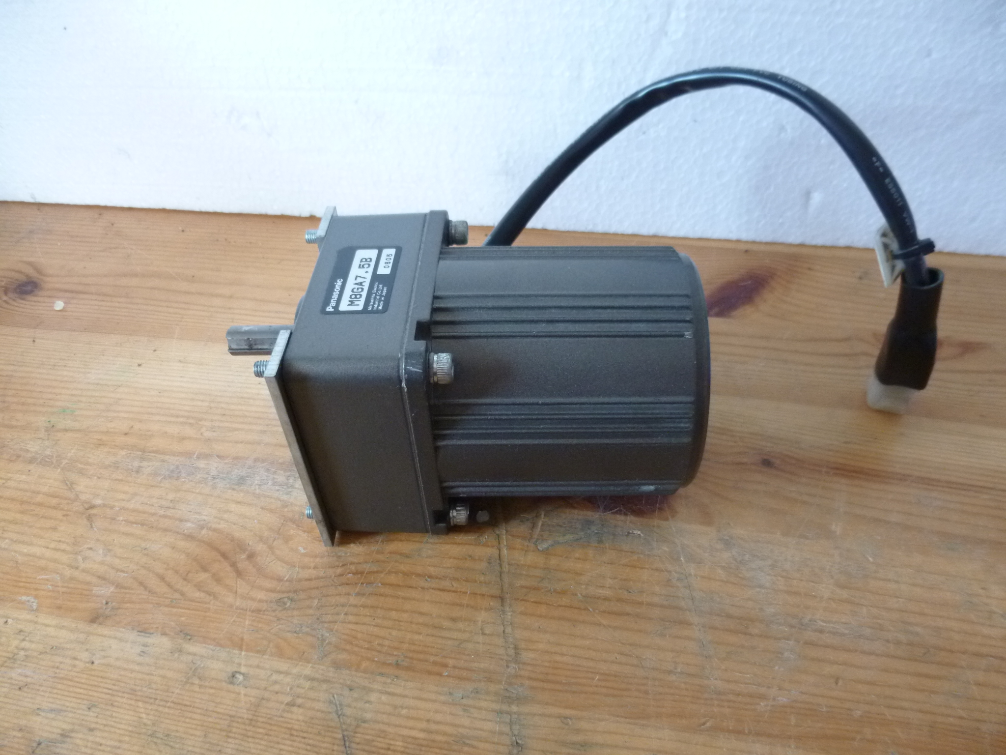 Hajtóműves villanymotor 1 fázisú 25W Panasonic - 2. kép
