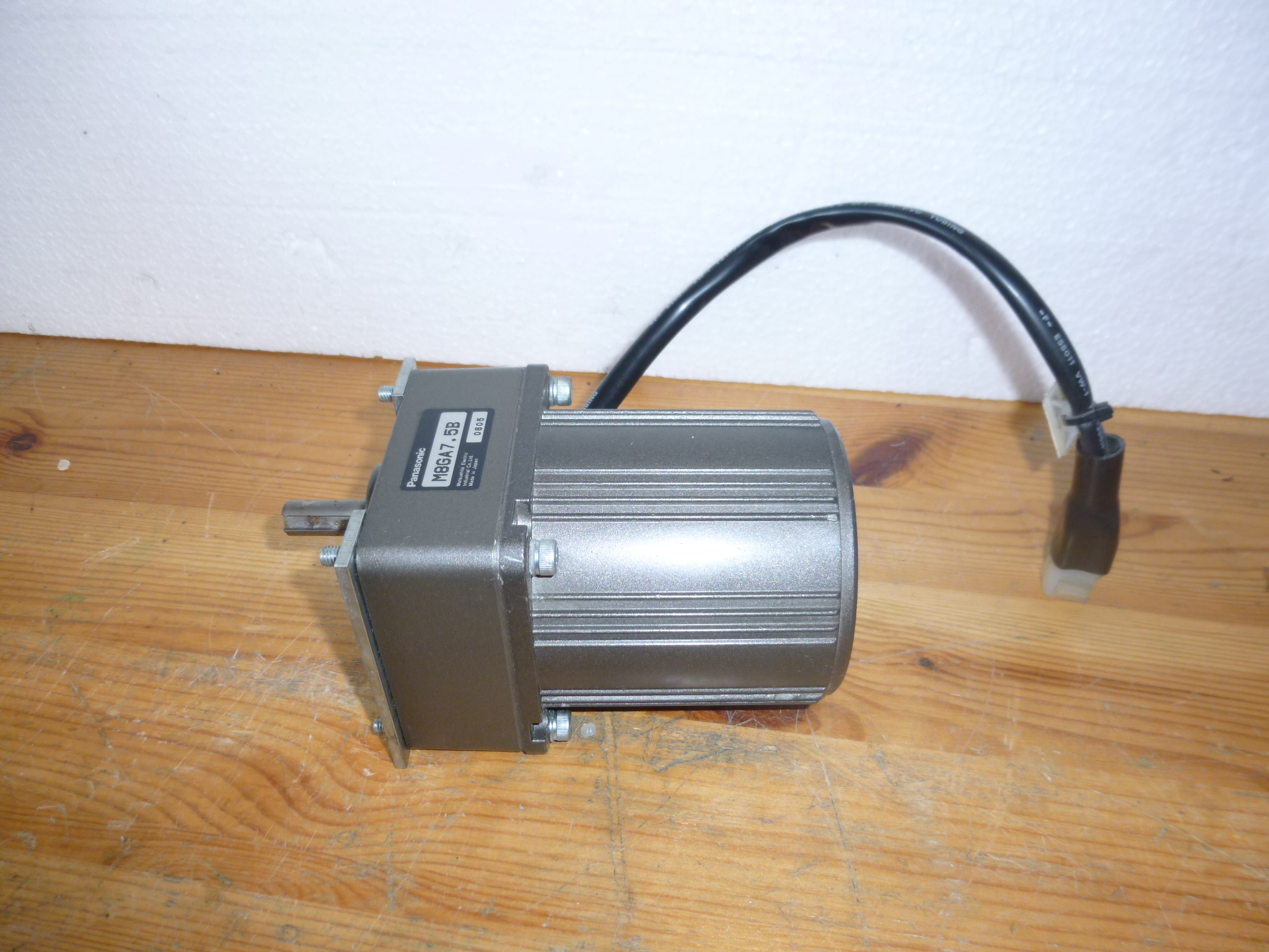 Hajtóműves villanymotor 1 fázisú 25W Panasonic - 3. kép