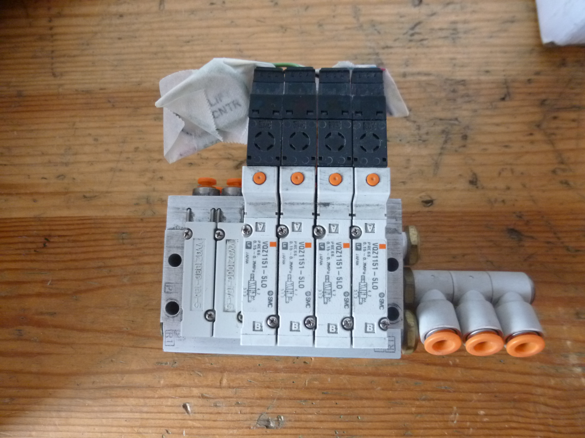 Mágnesszeleptömb pneumatikus 5/2 SMC - 2. kép