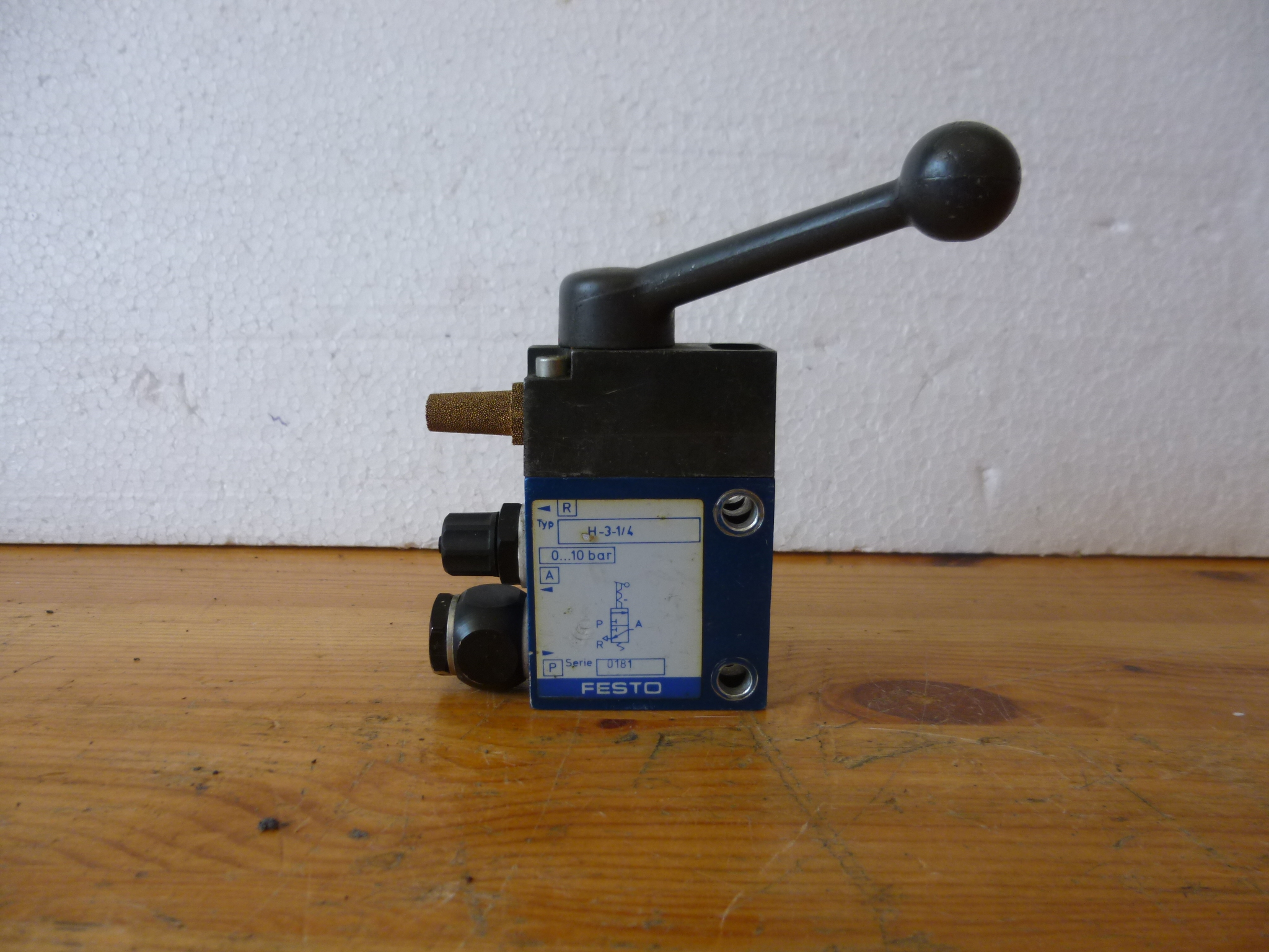 Kézi vezérlésű szelep karos szelep Festo - 3. kép