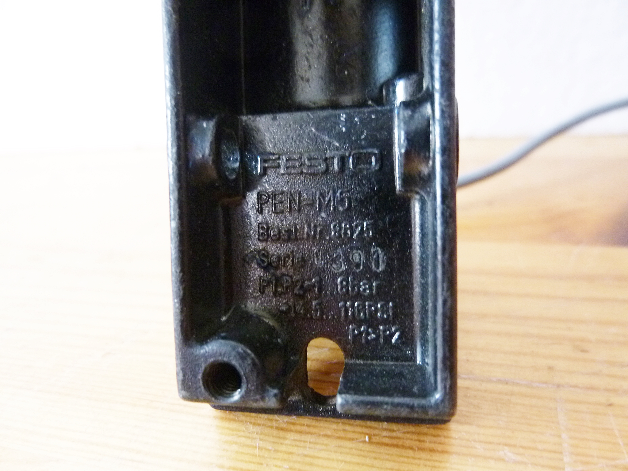 Pneumatikus - elektromos jelátalakító nyomás-, vákuumkapcsoló - 3. kép