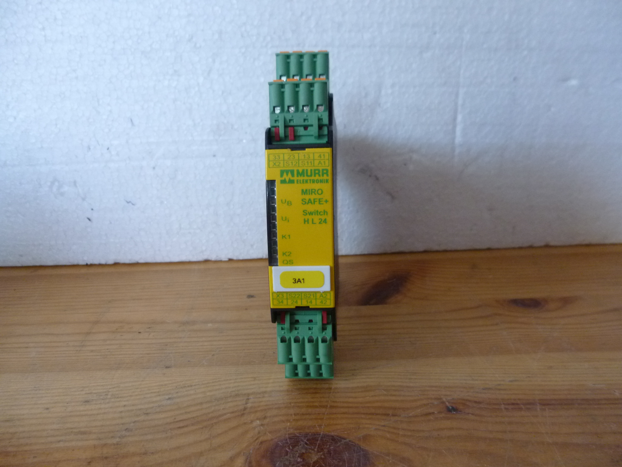 Biztonsági relé Murr Elektronik - 2. kép