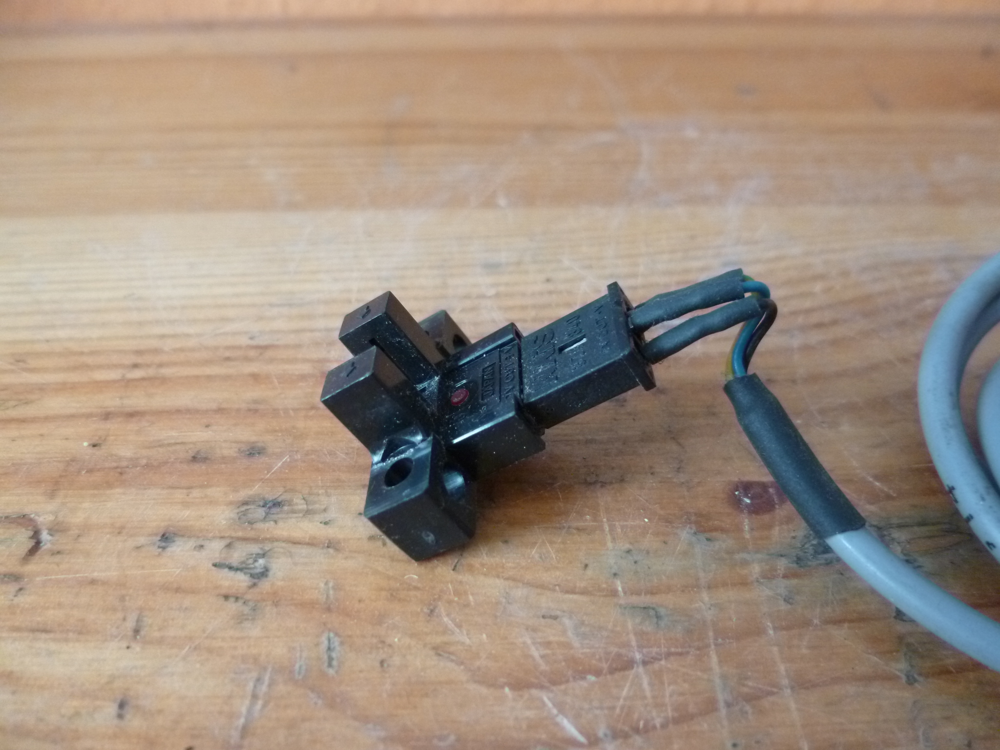 Fotoelektromos villás érzékelő szenzor - 3. kép