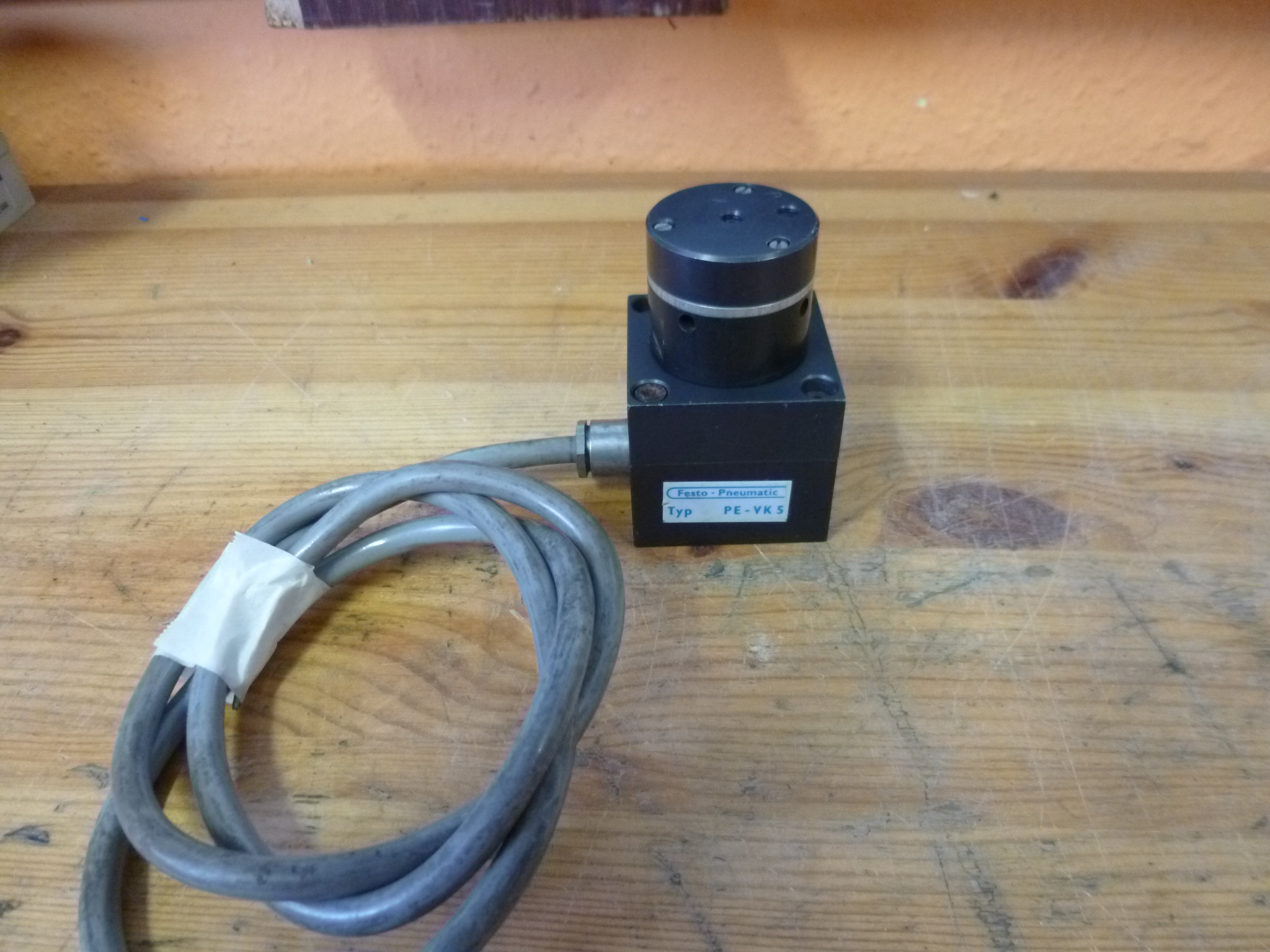 Pneumatikus- elektromos nyomás jelátalakító Festo - 3. kép