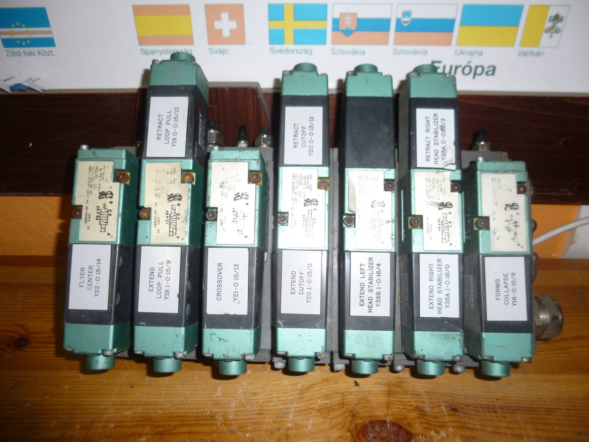 Mágnesszeleptömb pneumatikus 5/2 Numatics - 2. kép