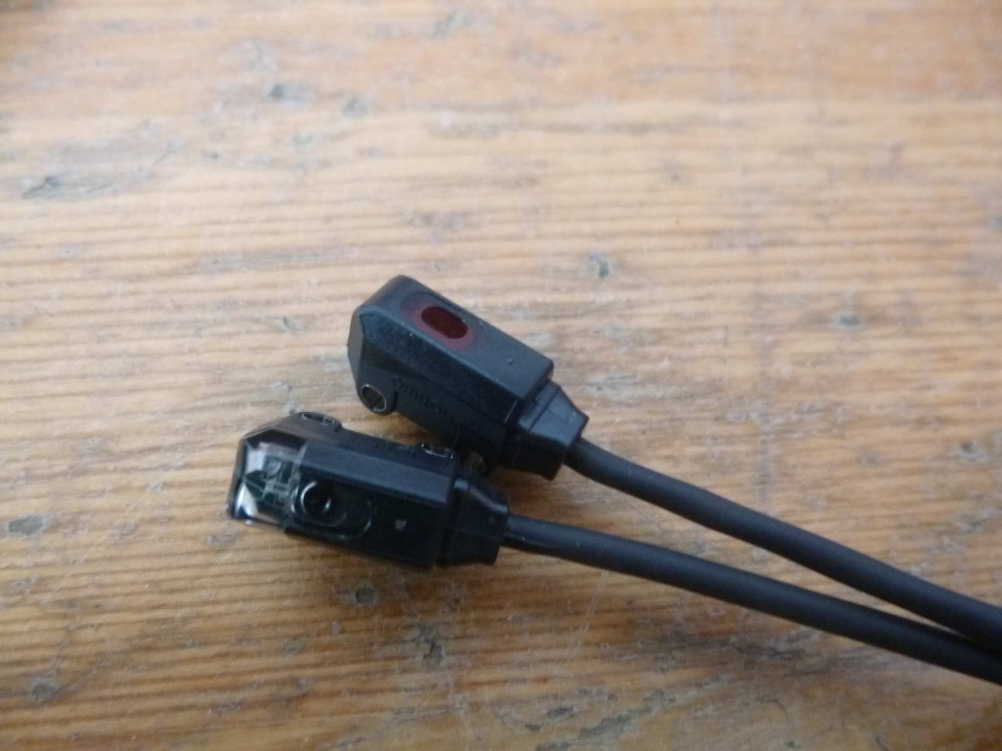 Fotoelektromos érzékelő szenzor adó-vevő új Omron - 2. kép