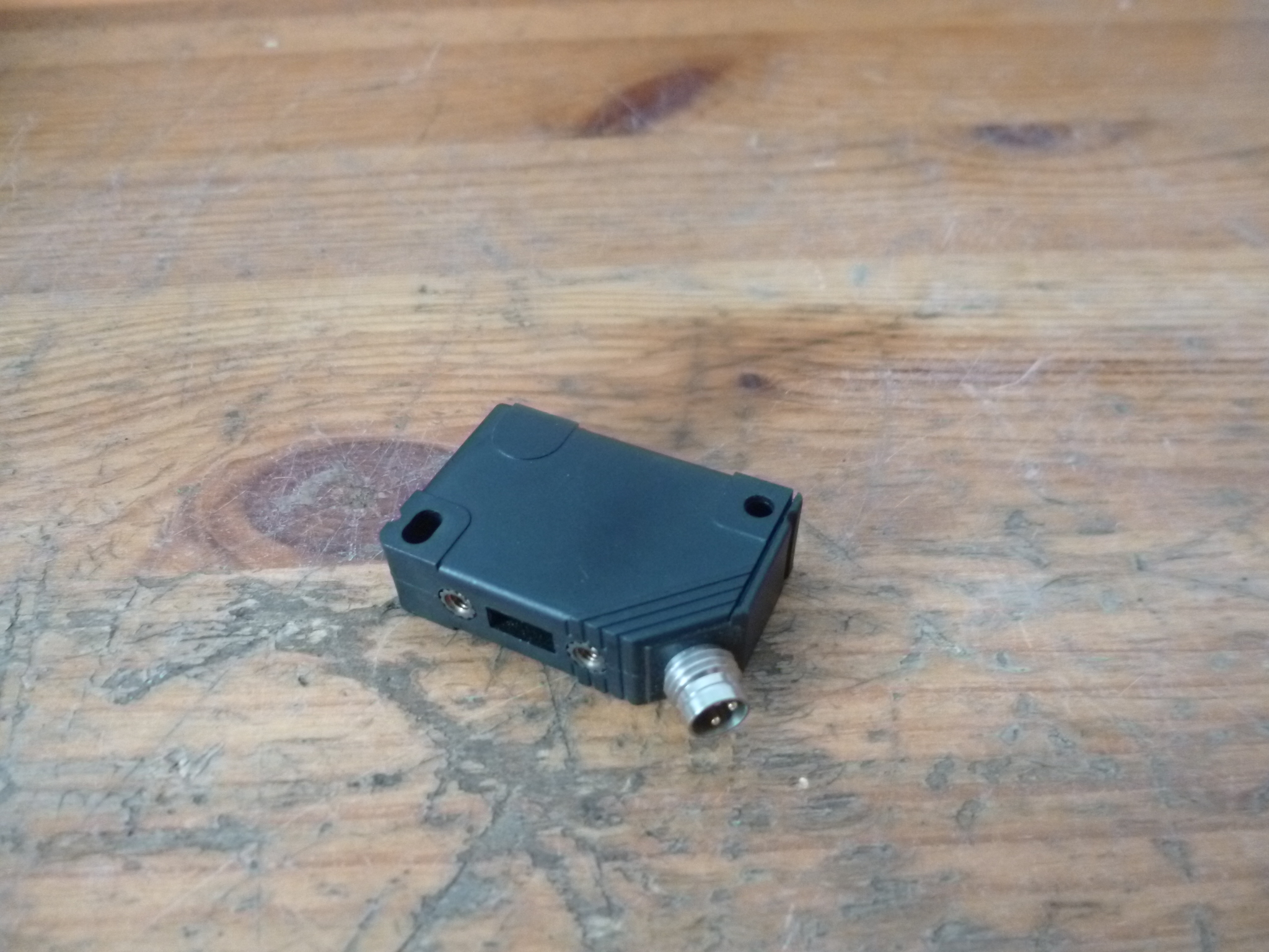 Induktív érzékelő szenzor IFM - 3. kép