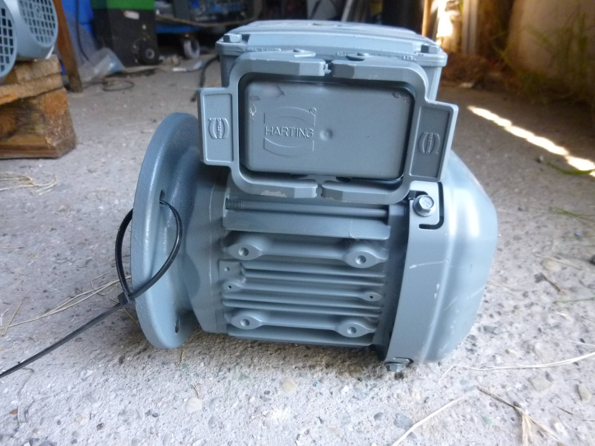 Villanymotor peremes 0,37kw Sew új - 3. kép