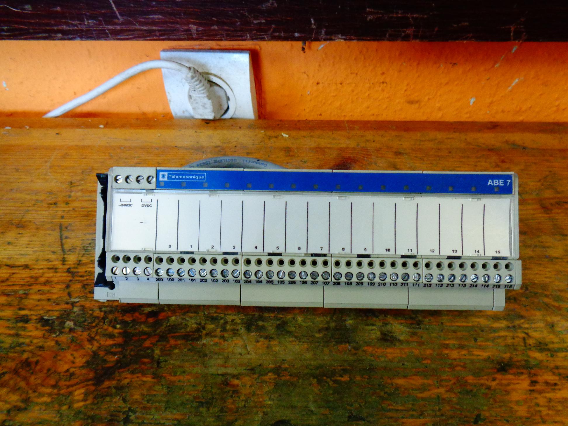 Plc output modul elektromechanikus kimeneti relé