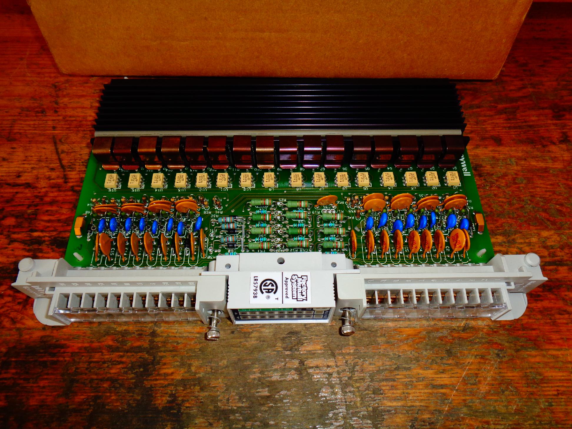 Plc output modul - 2. kép