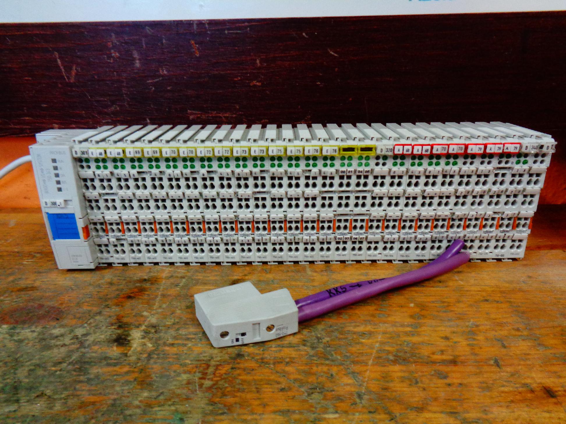 I/O és terepi busz terminál profibus csatoló