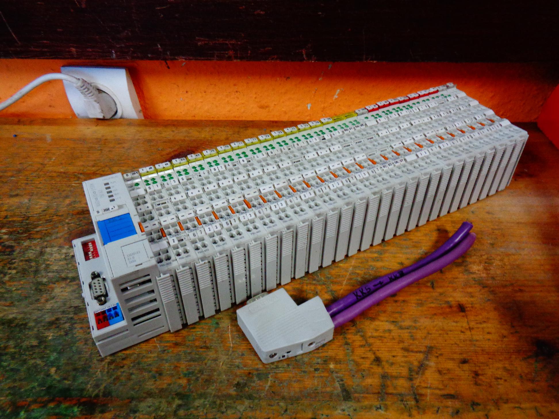 I/O és terepi busz terminál profibus csatoló - 4. kép