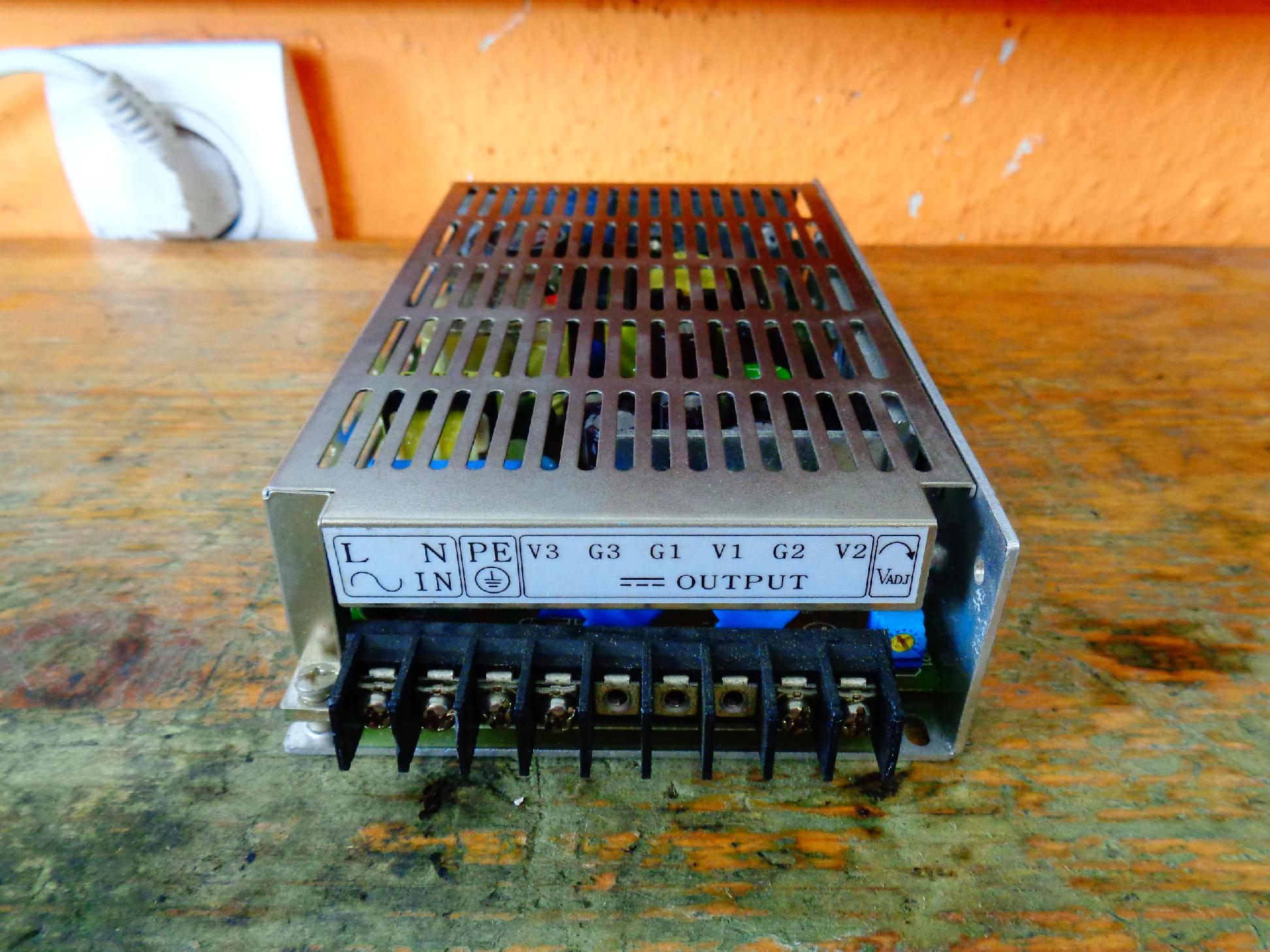 Kapcsolóüzemű tápegység 60W - 4. kép