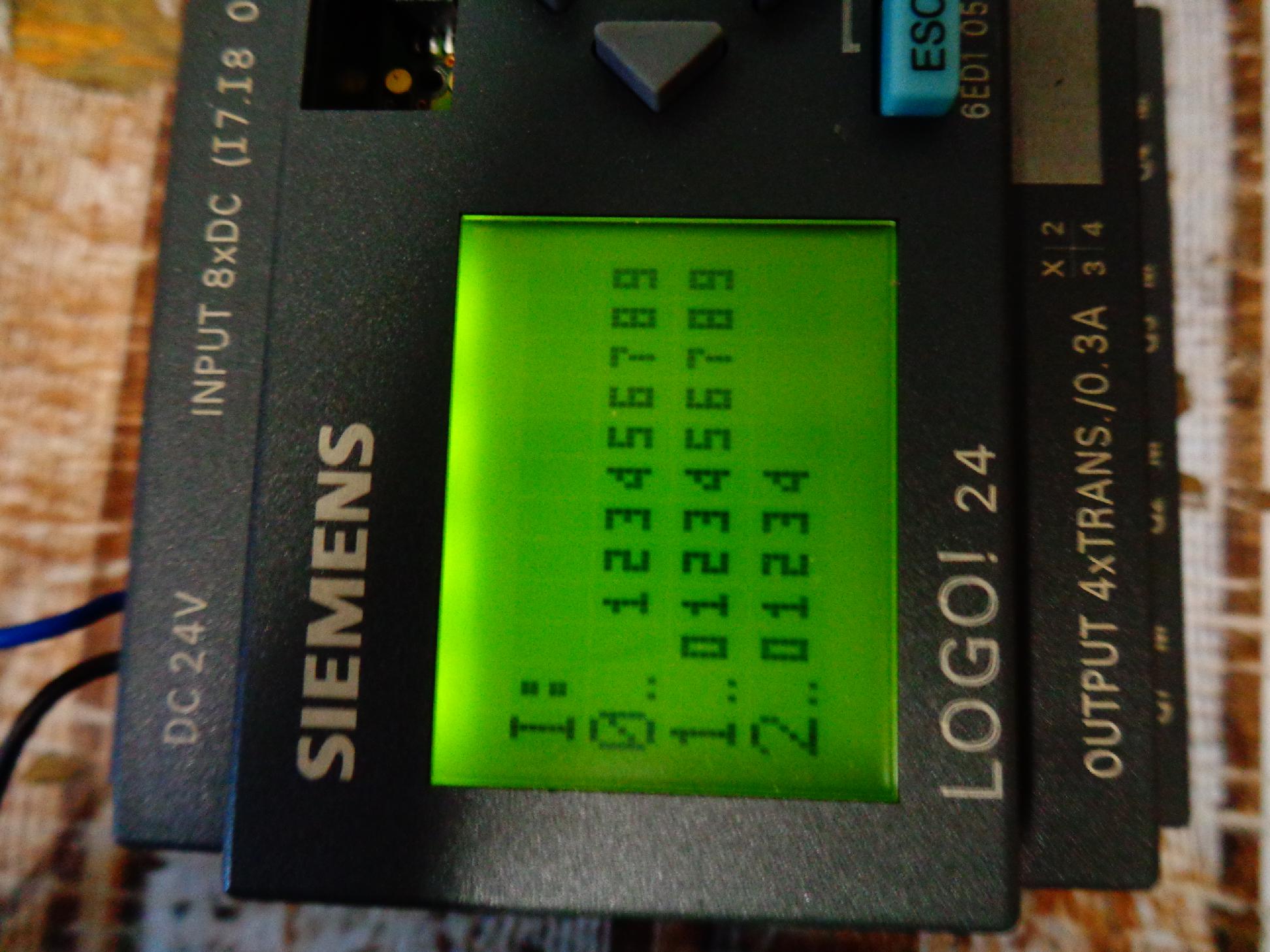 Plc ipari vezérlő Siemens LOGO!24 - 2. kép