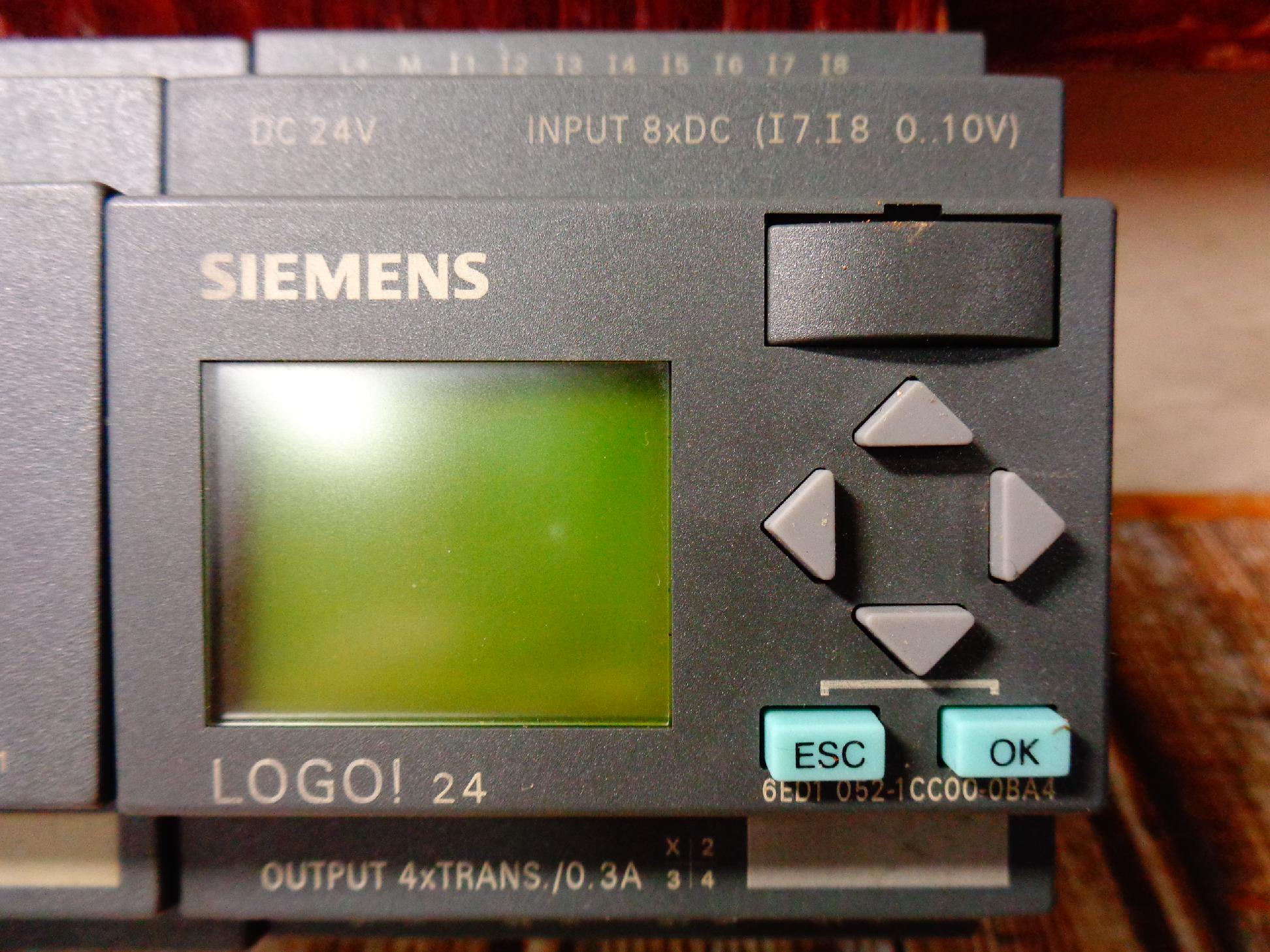 Plc ipari vezérlő Siemens LOGO!24 - 8. kép