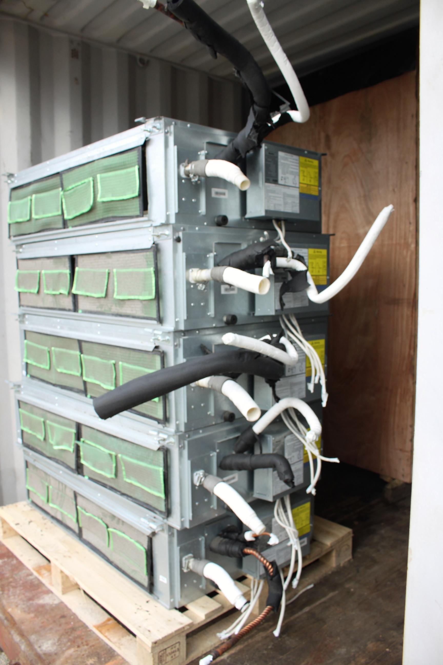 Ipari hőszivattyú kül- és beltéri egységek 61/69KW - 3. kép