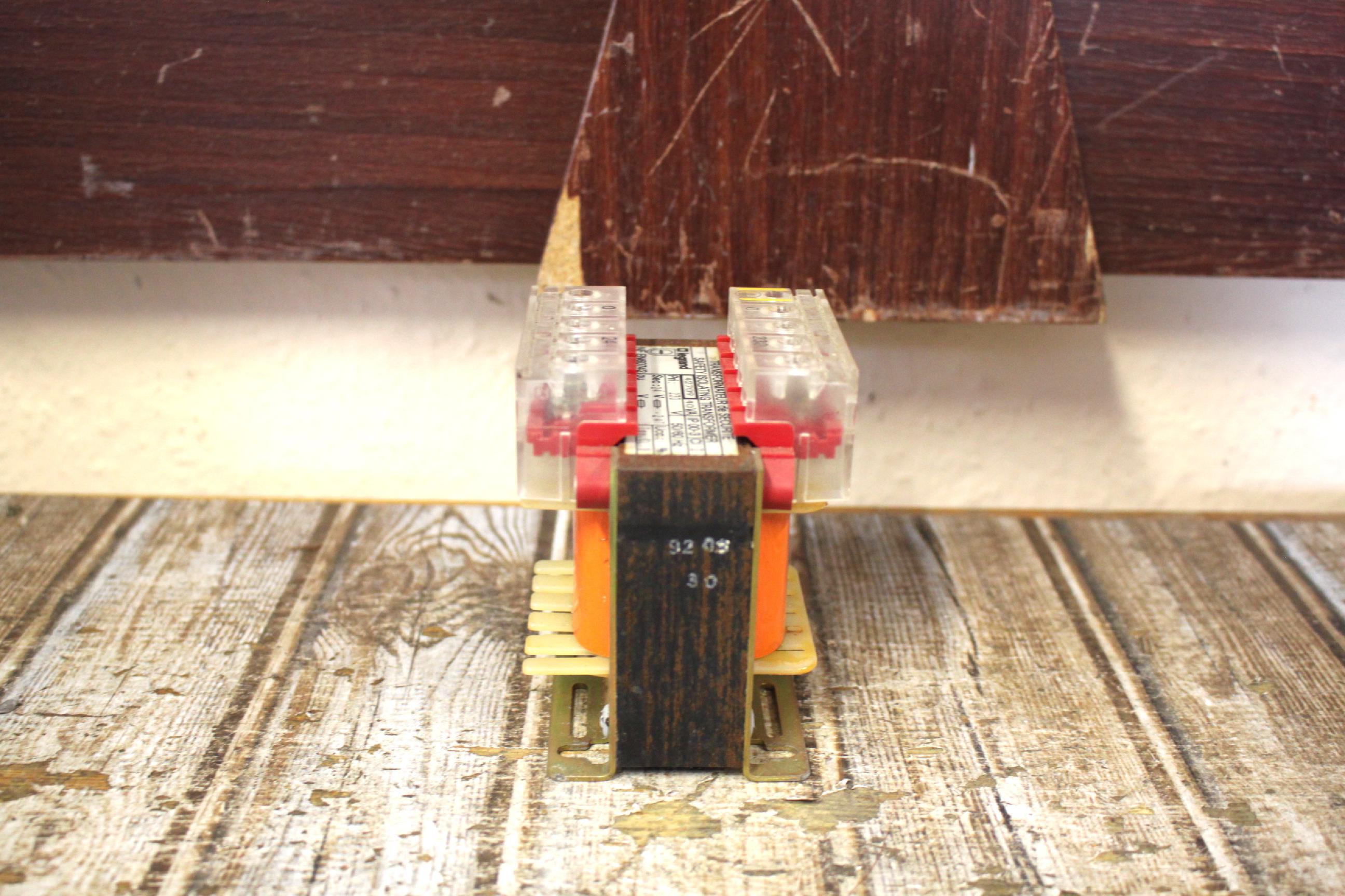 Biztonsági leválasztó transzformátor trafó trafo 40VA - 2. kép