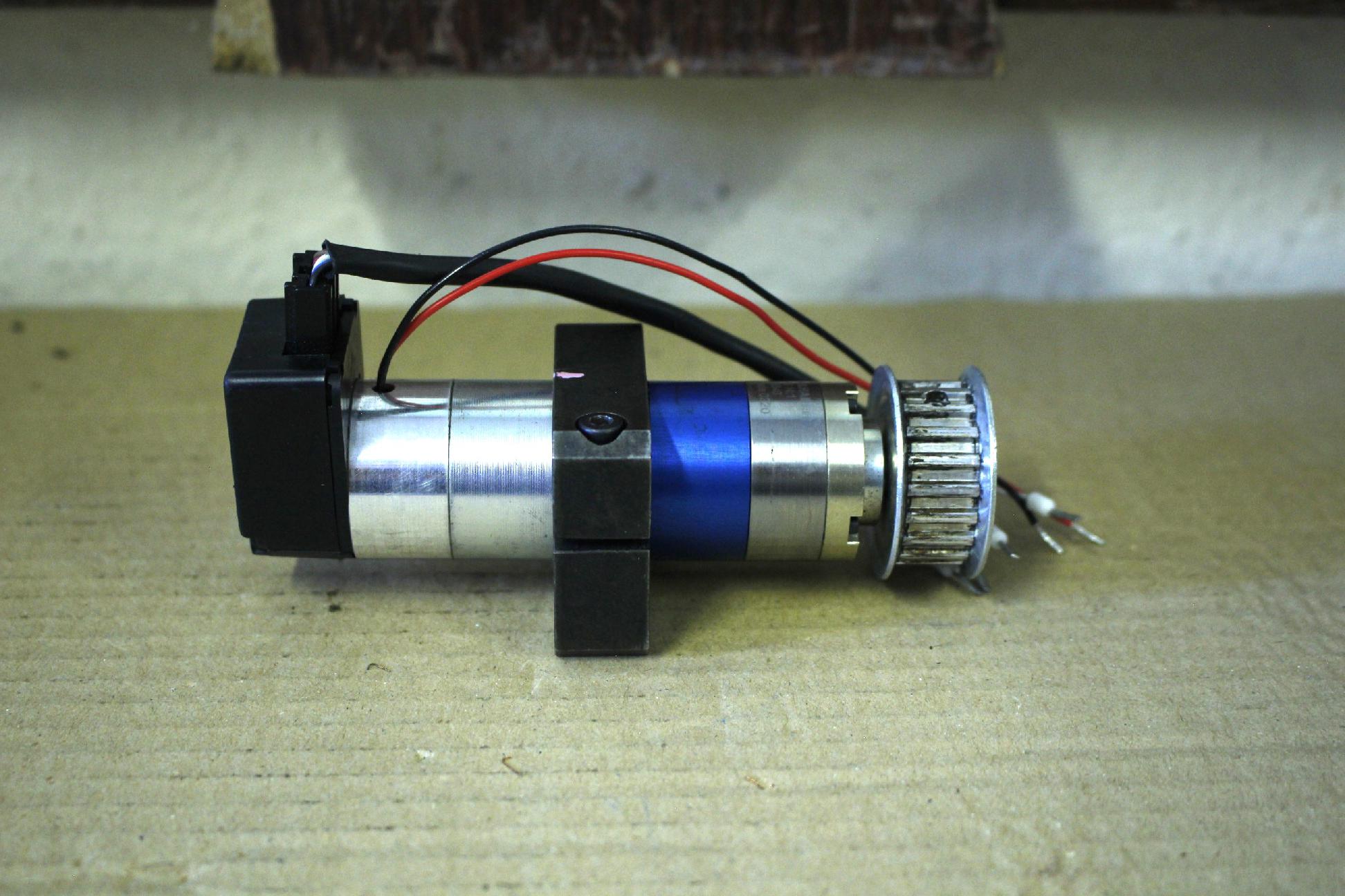 Hajtóműves dc mini motor enkóderrel és mozgásvezérlővel - 5. kép