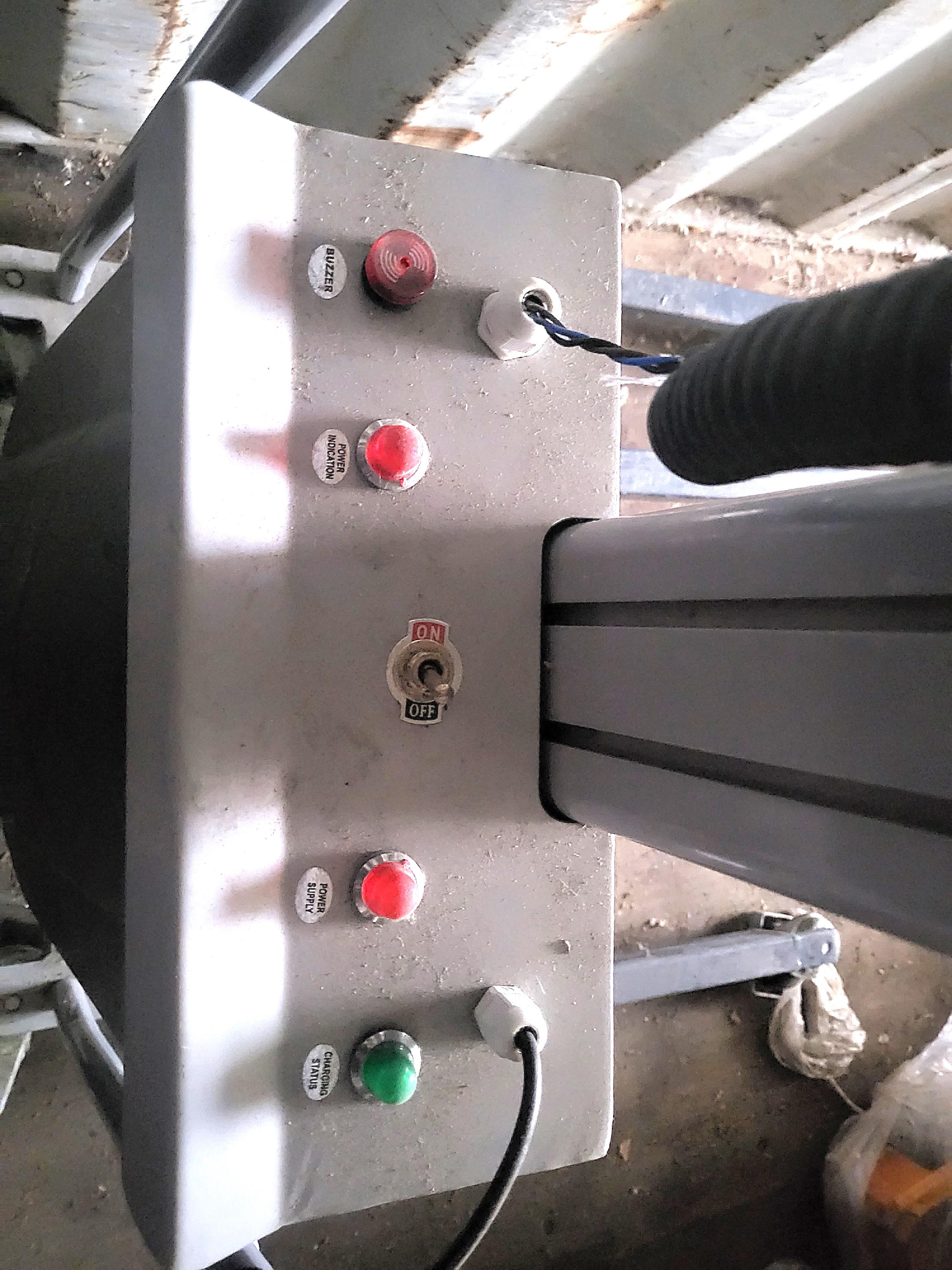 Könnyű elektromos emelésű kézi targonca 150kg - 5. kép