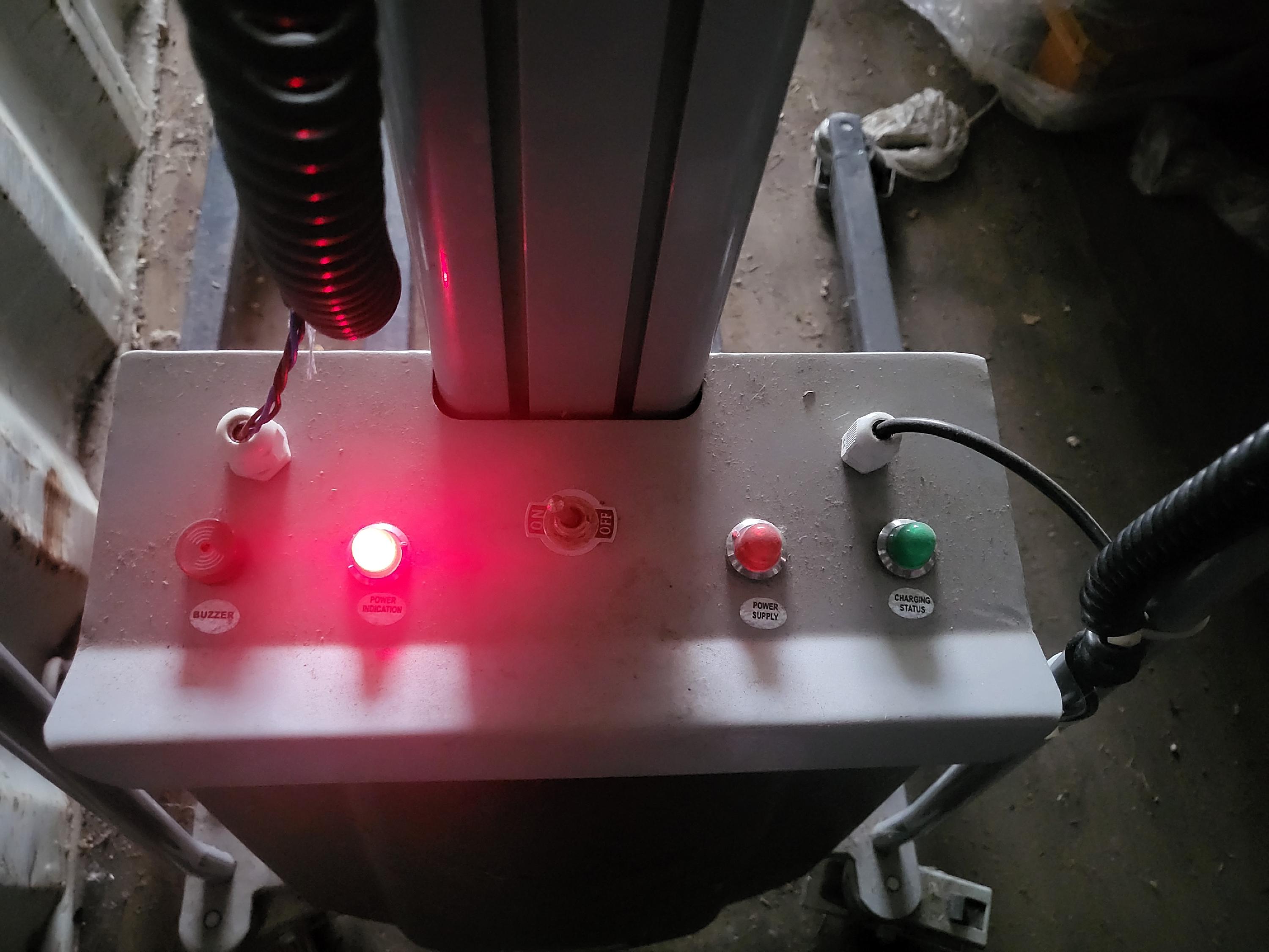 Könnyű elektromos emelésű kézi targonca 150kg - 7. kép