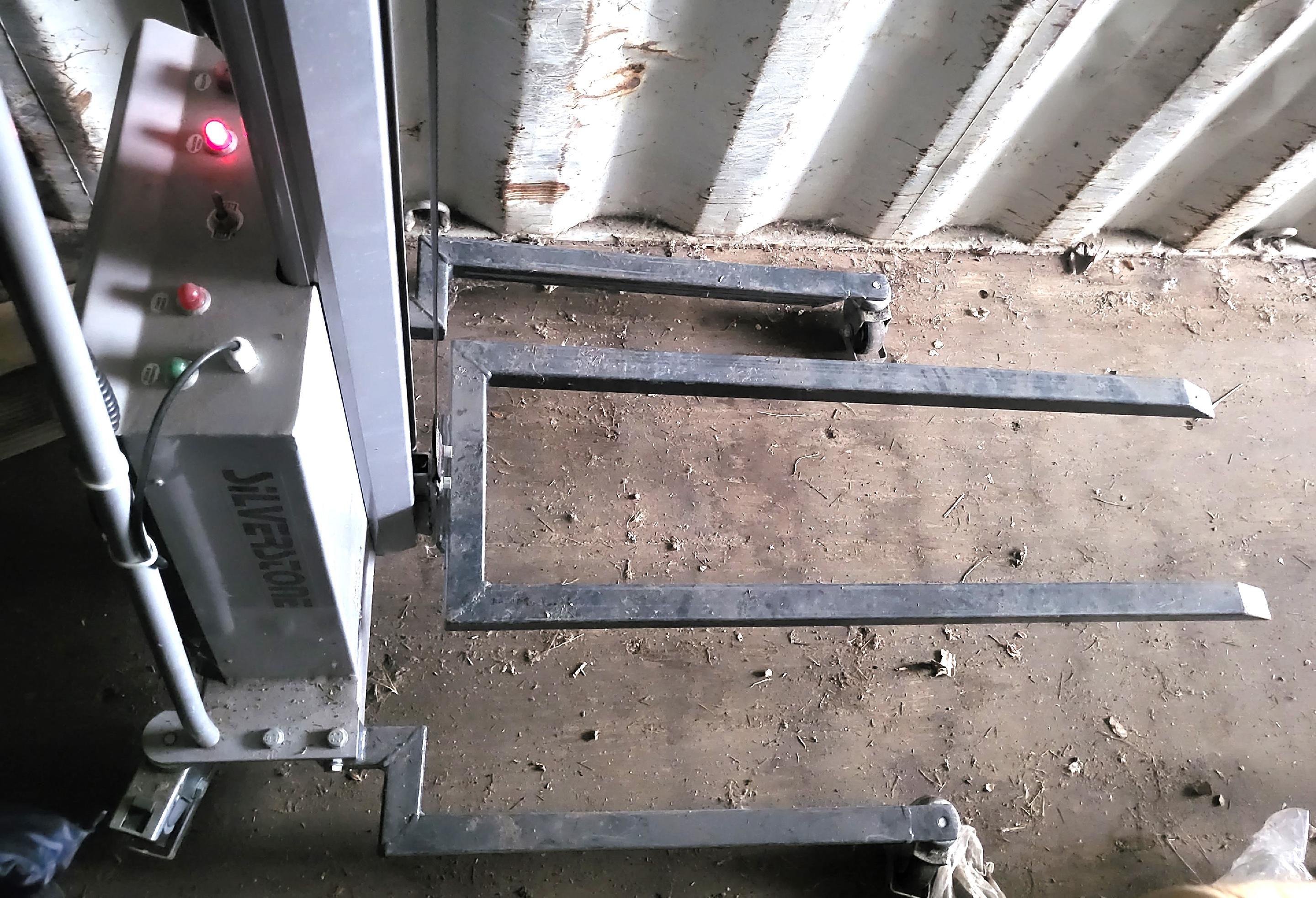 Könnyű elektromos emelésű kézi targonca 150kg - 8. kép
