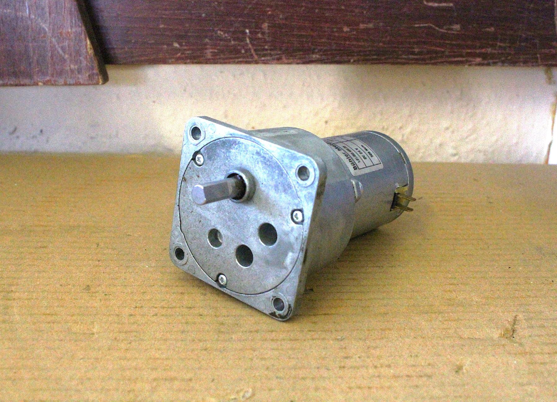 Hajtóműves villanymotor 24Vdc - 2. kép