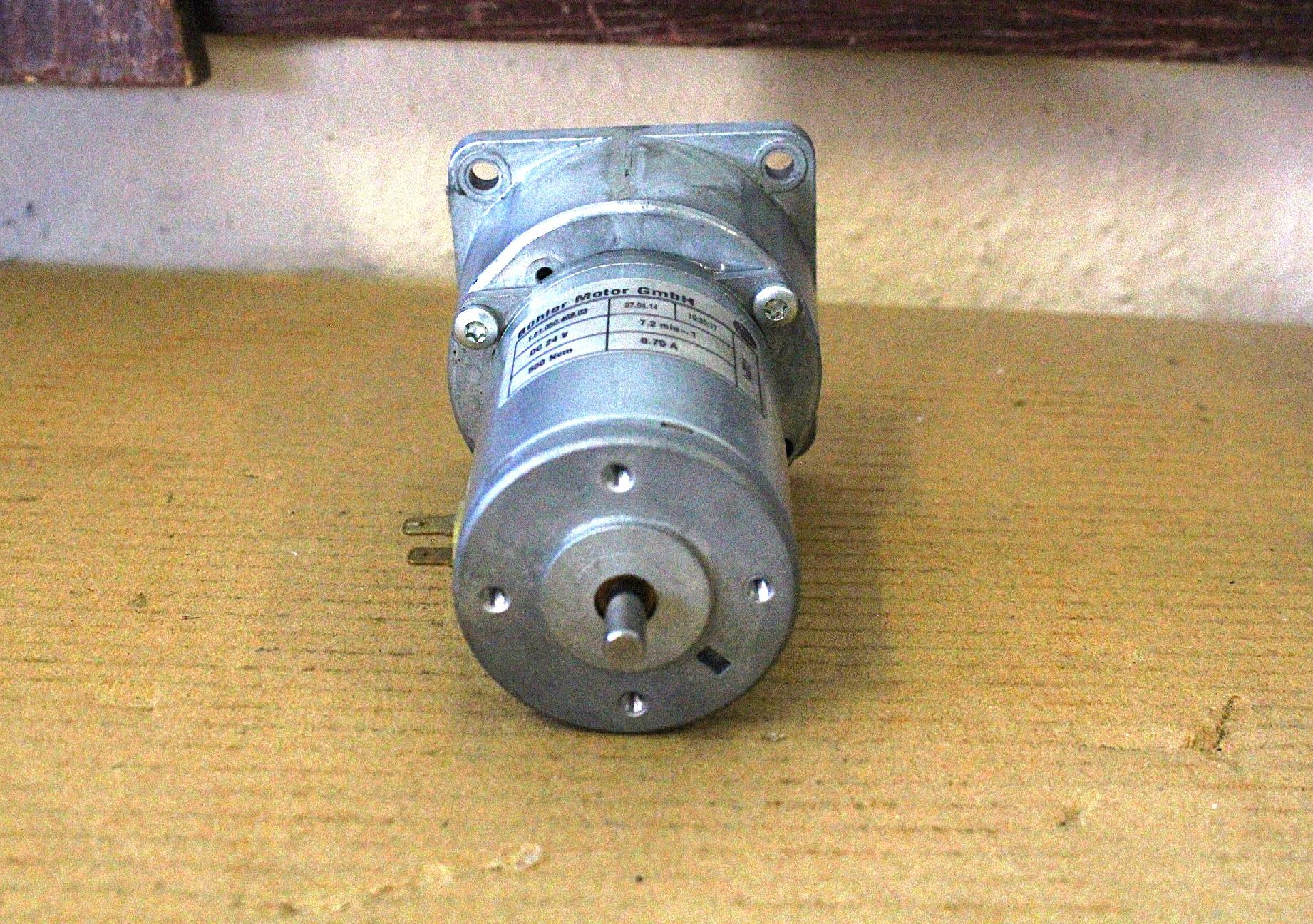 Hajtóműves villanymotor 24Vdc - 4. kép