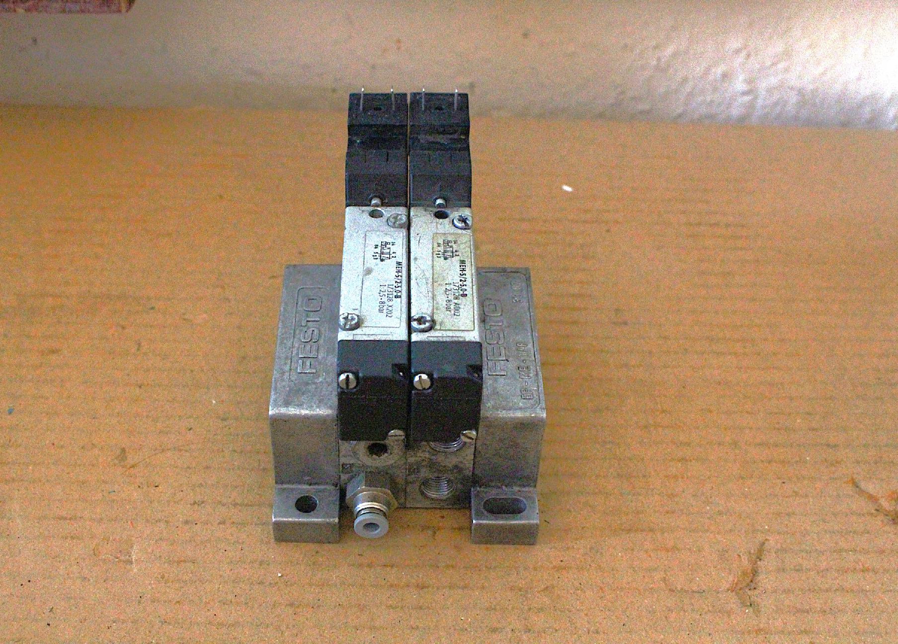 Mágnesszeleptömb pneumatikus 5/2 Festo