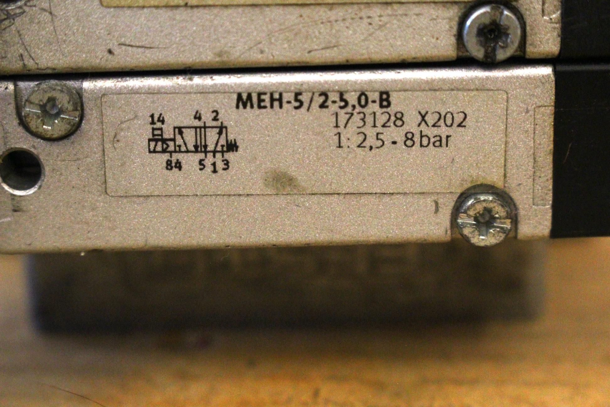 Mágnesszeleptömb pneumatikus 5/2 Festo - 4. kép