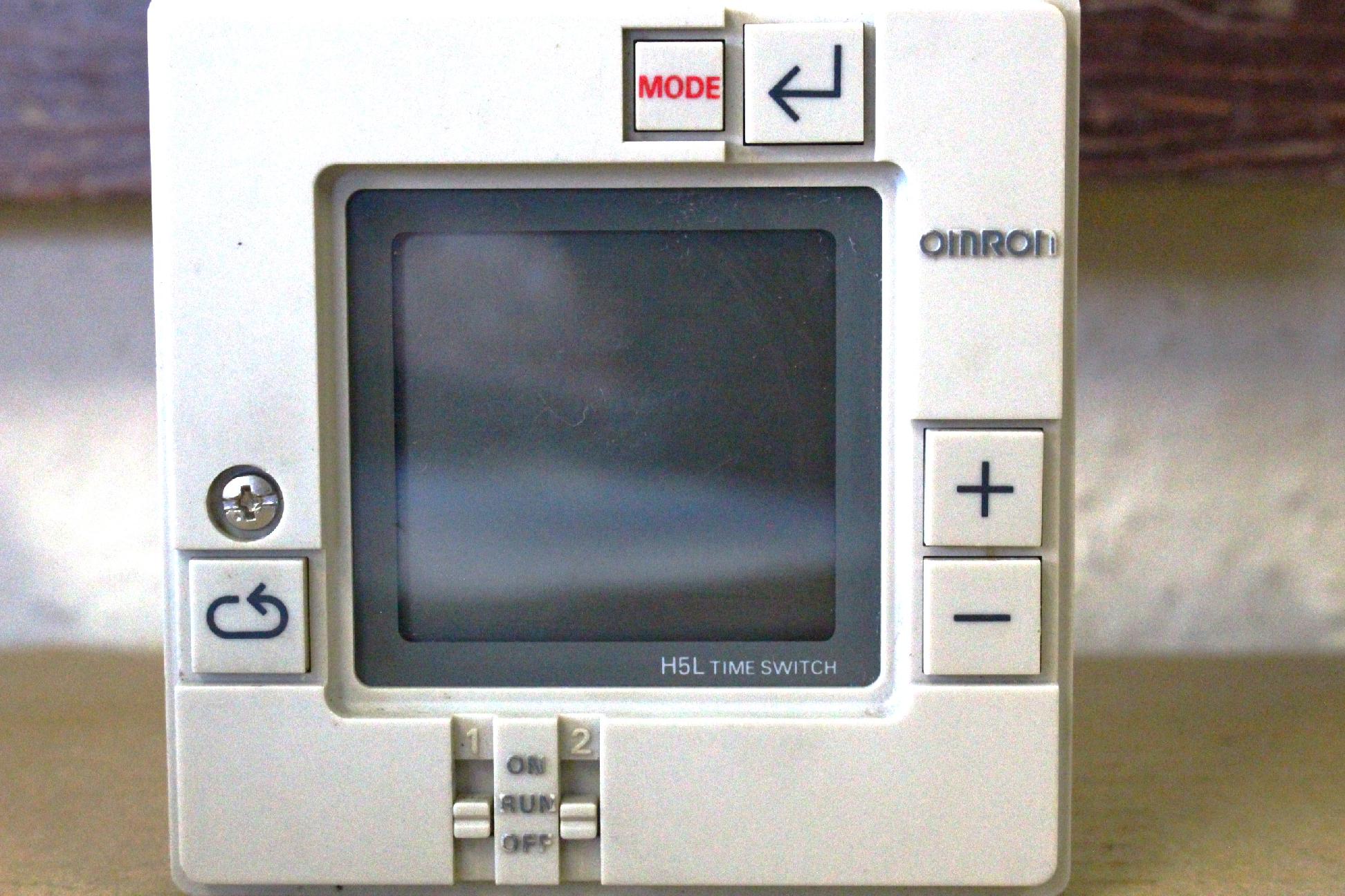 Digitális időrelé időzítő relé Omron - 6. kép