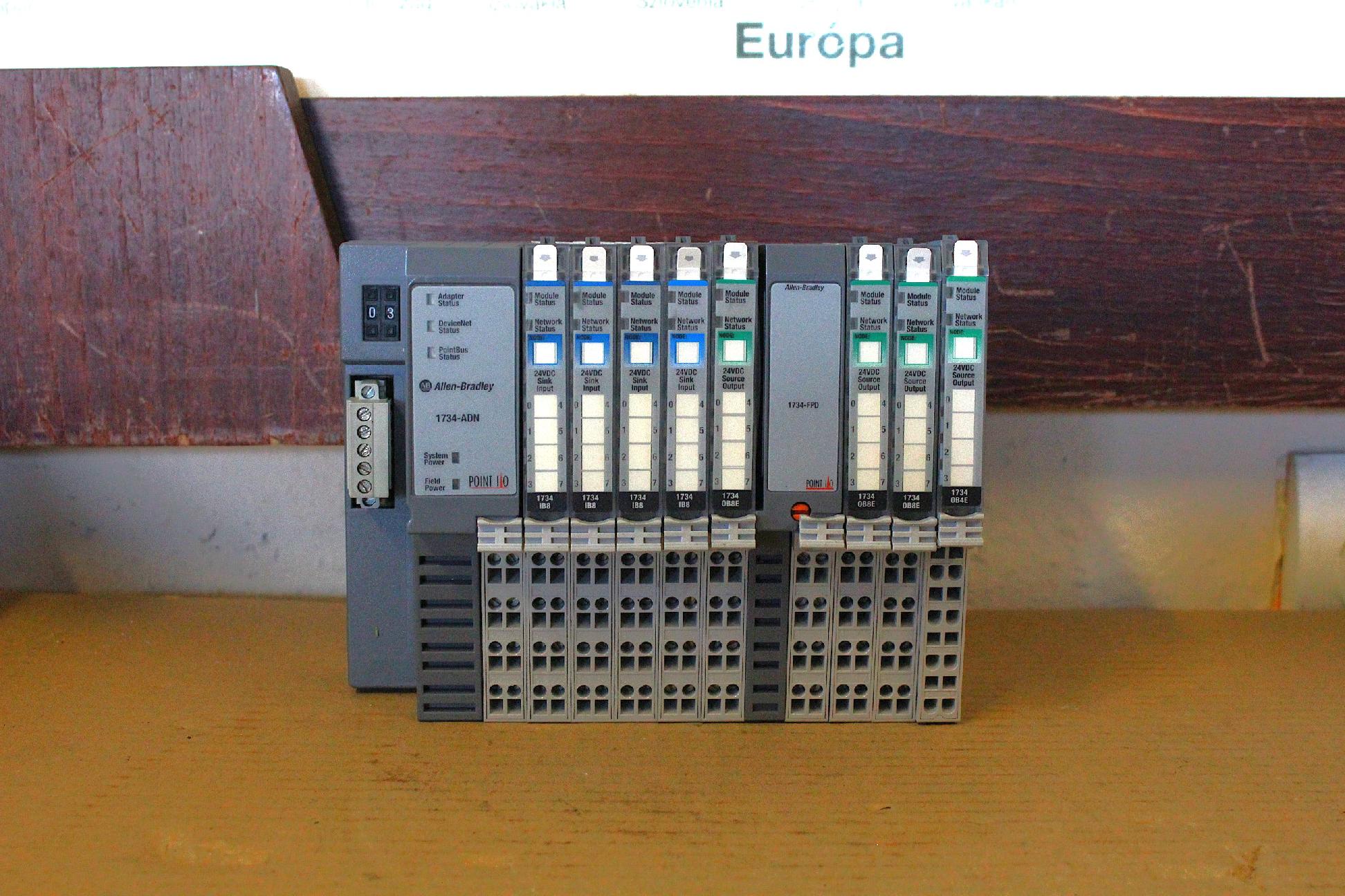 Kommunikációs és digitális I/O modulok DevicNet adapter Plc Allen Bradley