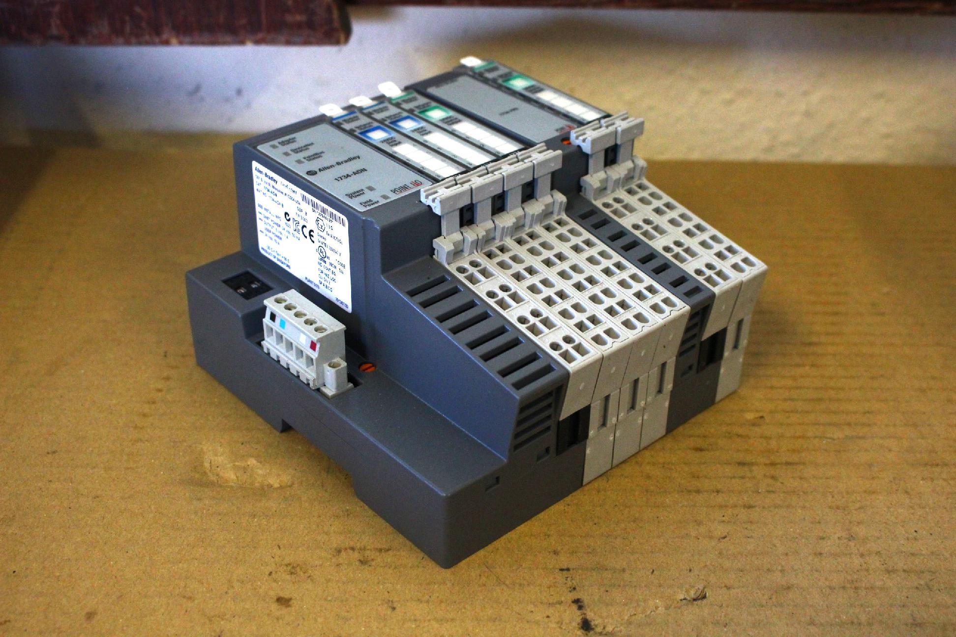 Kommunikációs és digitális I/O modulok DevicNet adapter Plc Allen Bradley - 3. kép
