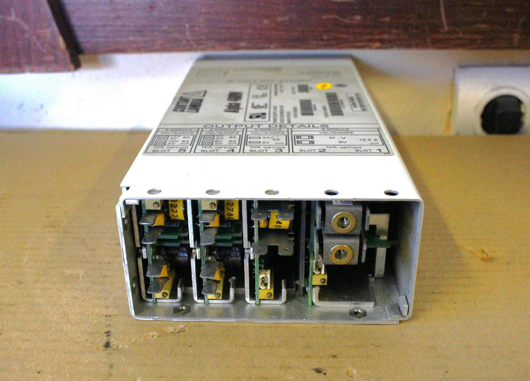 Kapcsolóüzemű tápegység 5 kimenet 400W 5Vdc 8Vdc 15Vdc 24Vdc - 2. kép