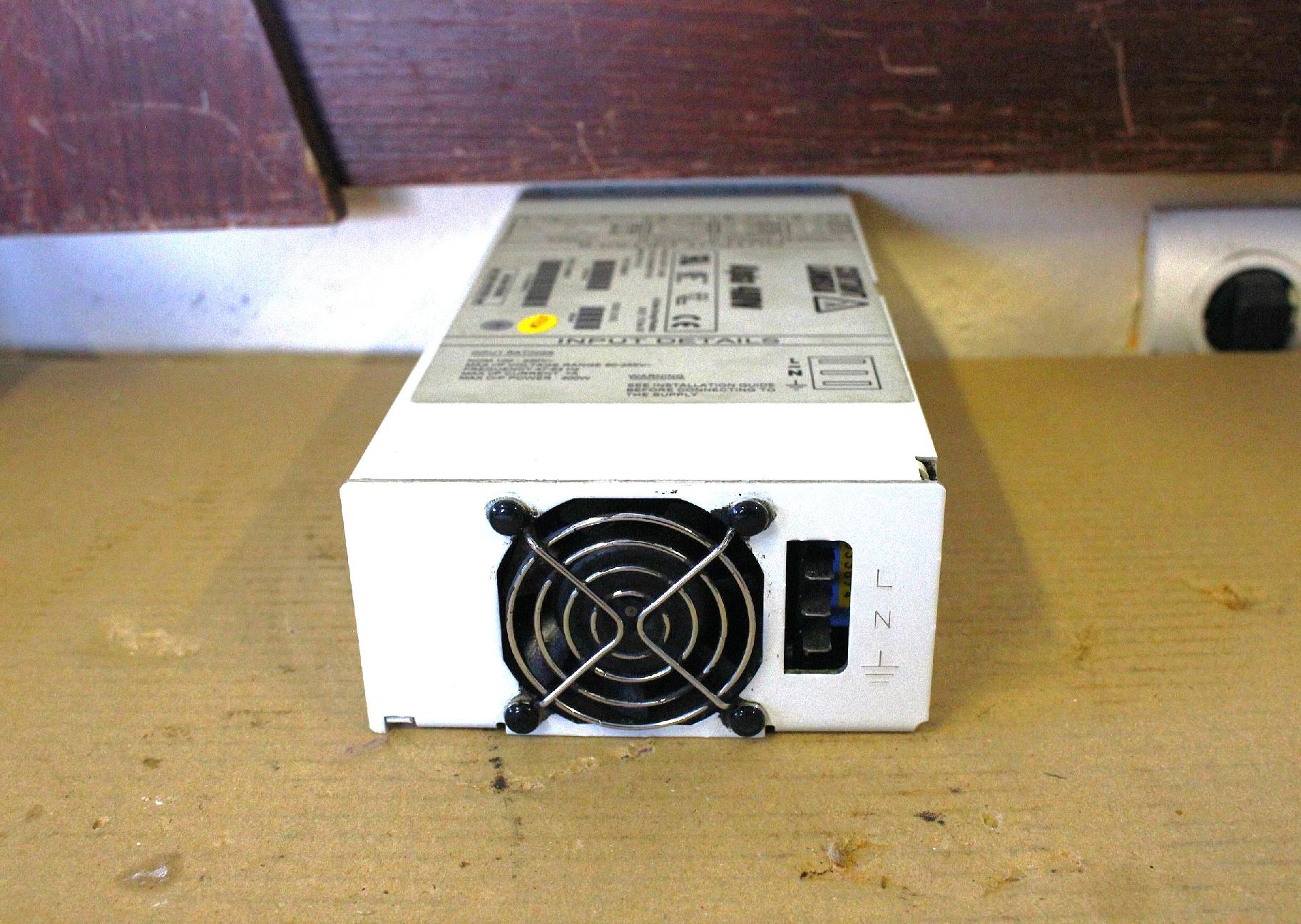 Kapcsolóüzemű tápegység 5 kimenet 400W 5Vdc 8Vdc 15Vdc 24Vdc - 4. kép