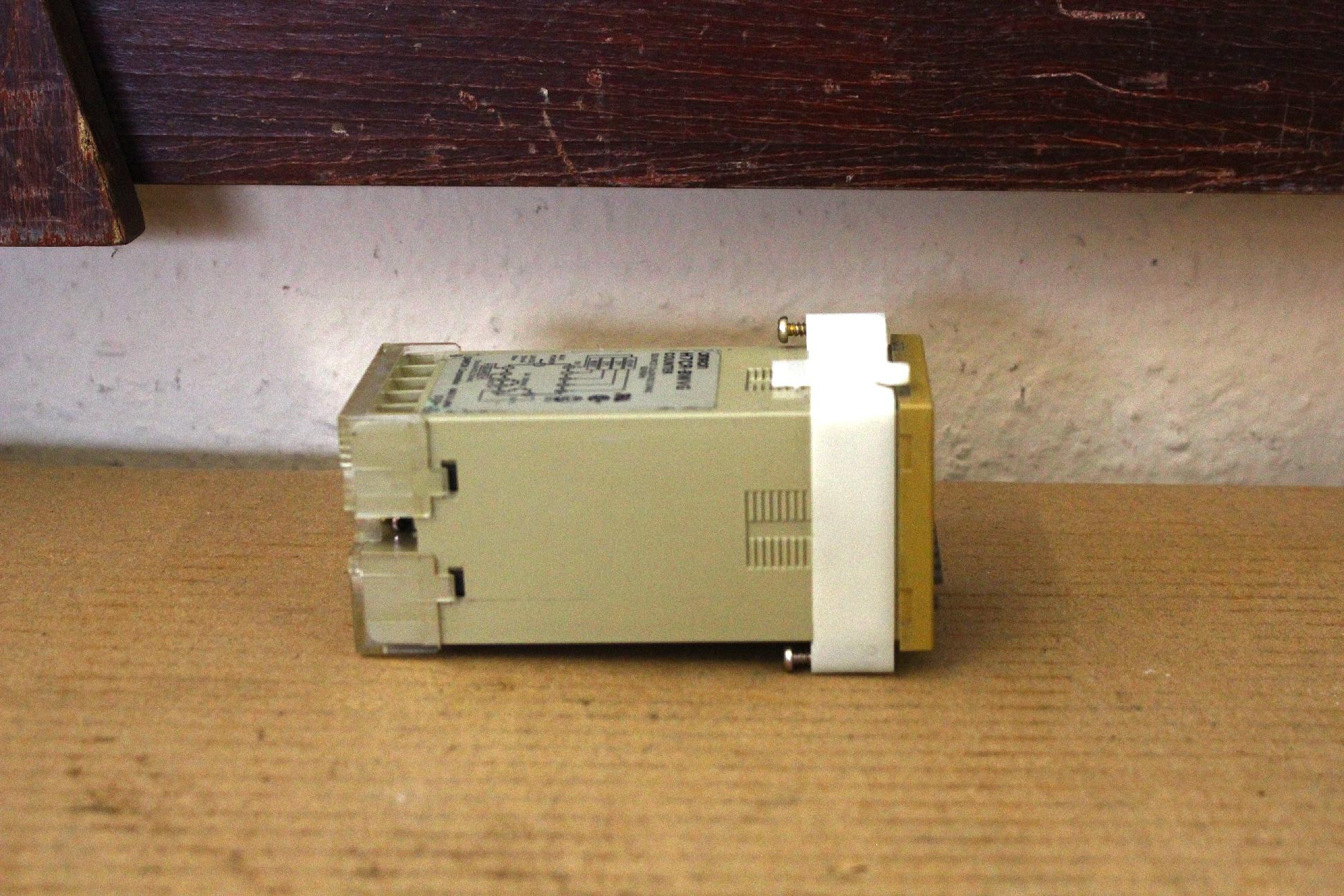 Digitális számláló H7CR Omron - 4. kép