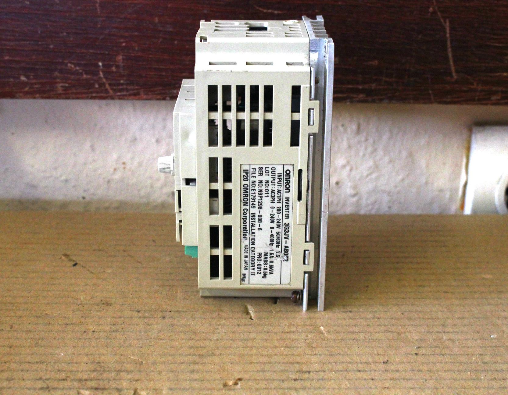 Frekvenciaváltó inverter 0,25kw Omron Yaskawa - 3. kép