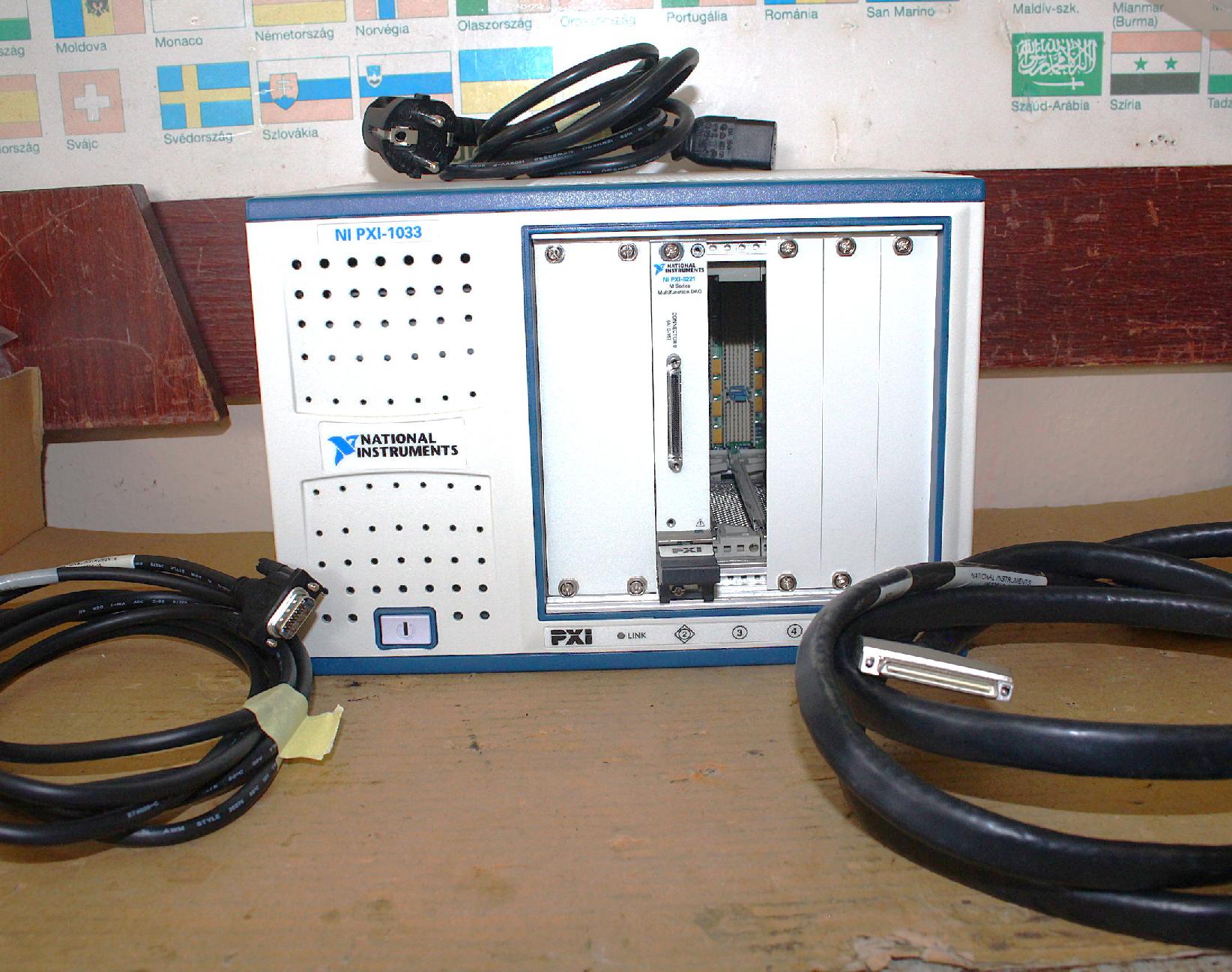 Plc ház NI PXI-1033 I/O kártyával National Instruments