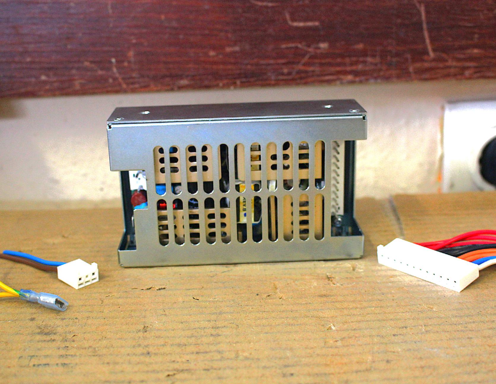 Ipari tápegység 5Vdc 12Vdc 24Vdc 100W