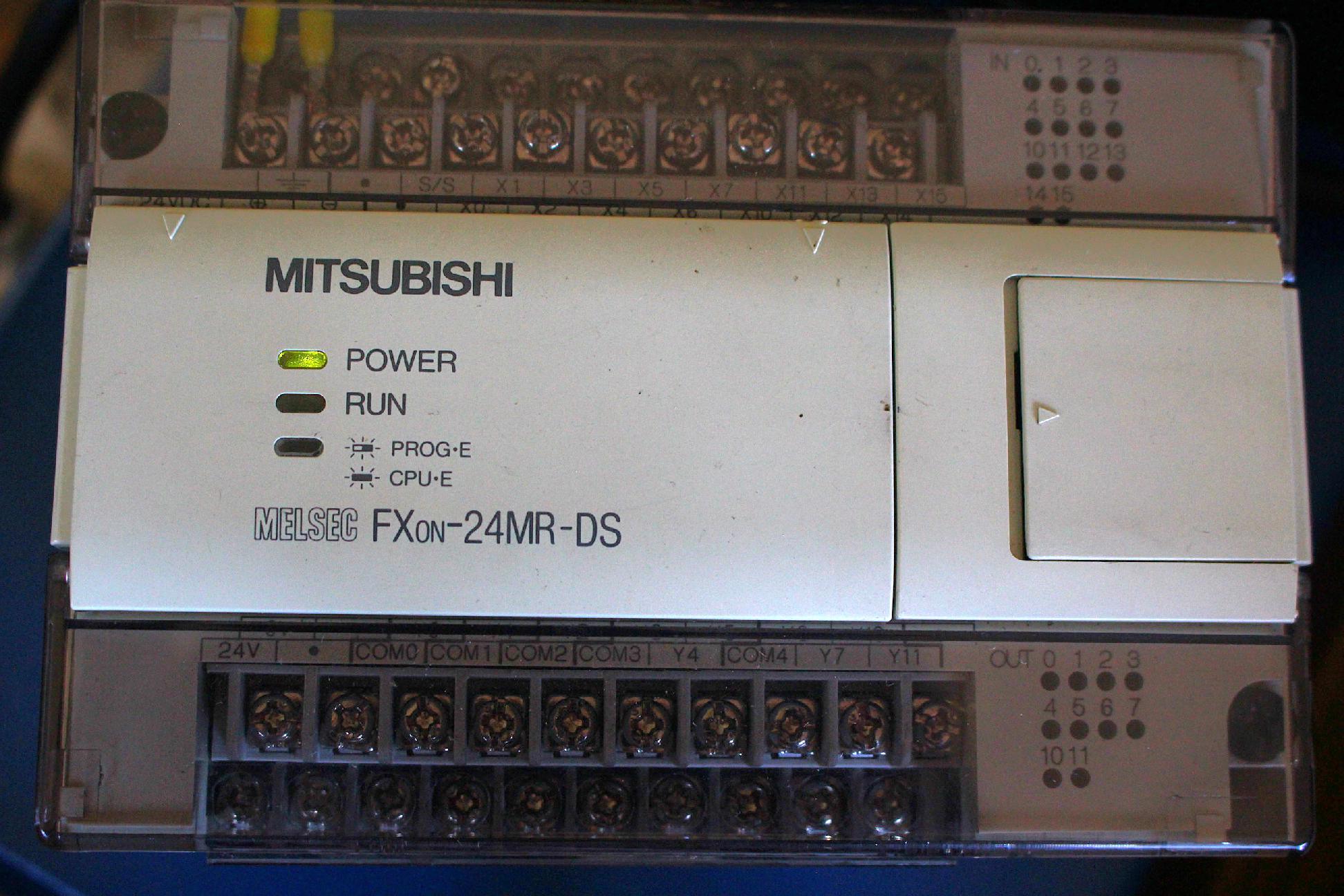 Plc ipari vezérlő Mitsubishi - 2. kép