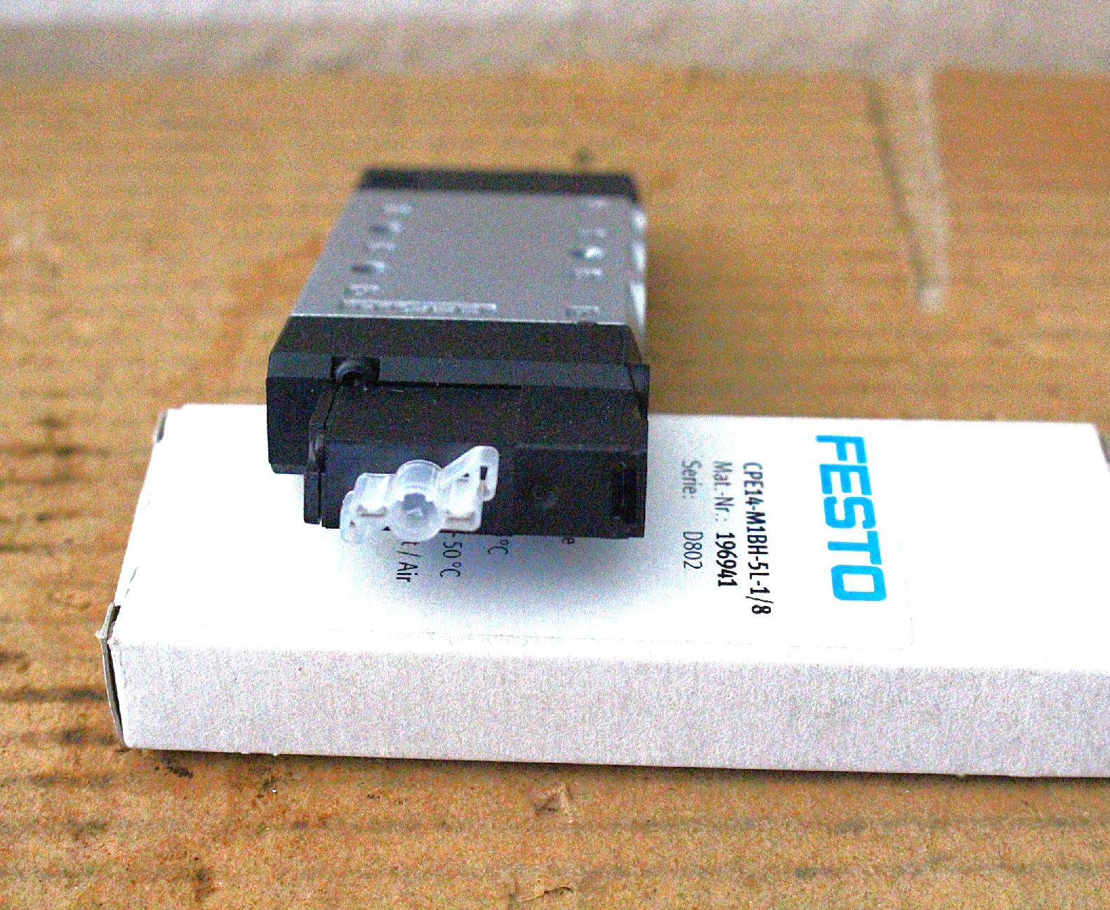 Mágnesszeleptömb pneumatikus 5/2 új Festo - 3. kép