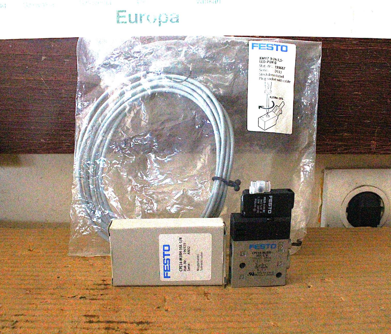 Mágnesszeleptömb pneumatikus 3/2 új Festo