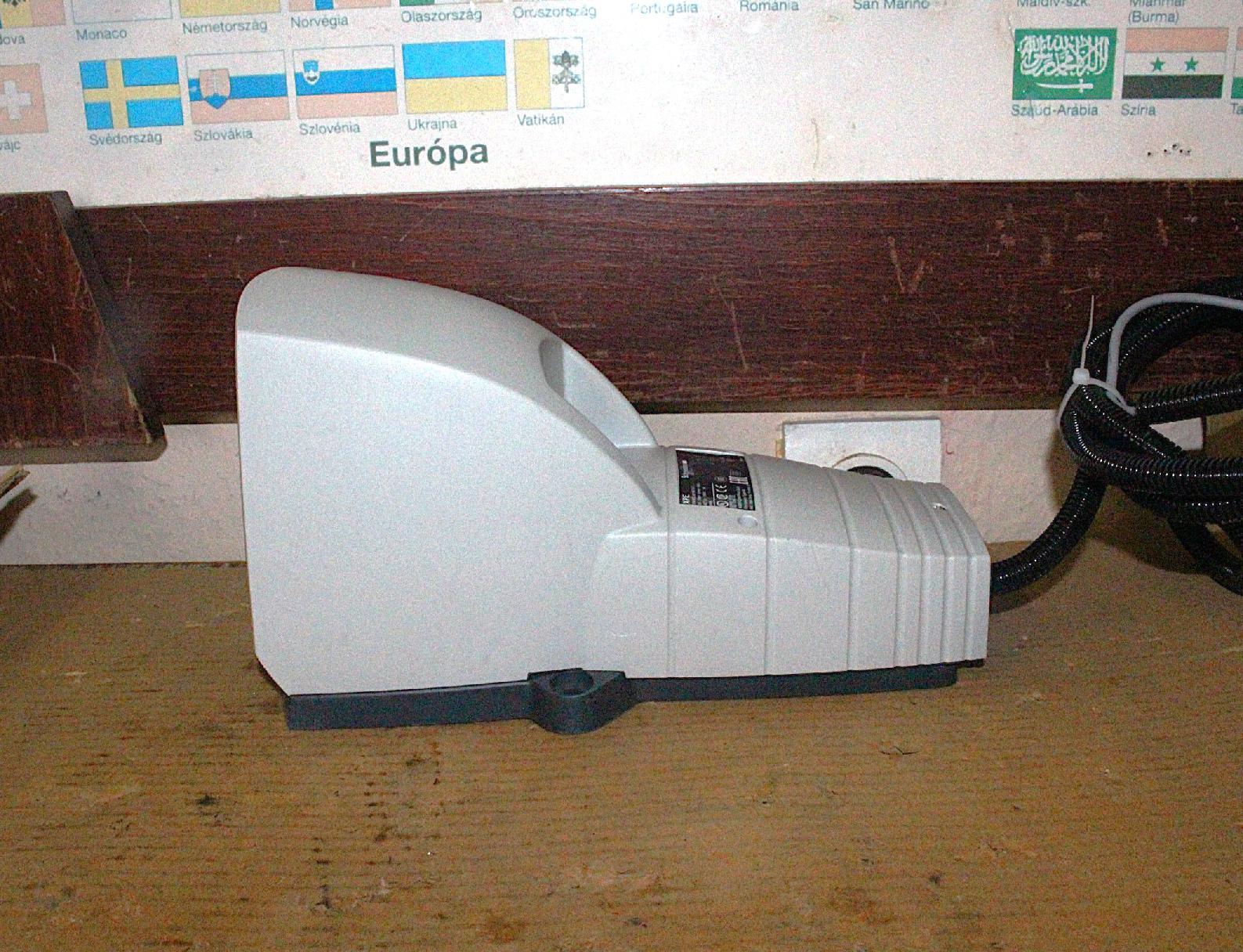 Ipari lábkapcsoló elektromos új Schneider - 2. kép