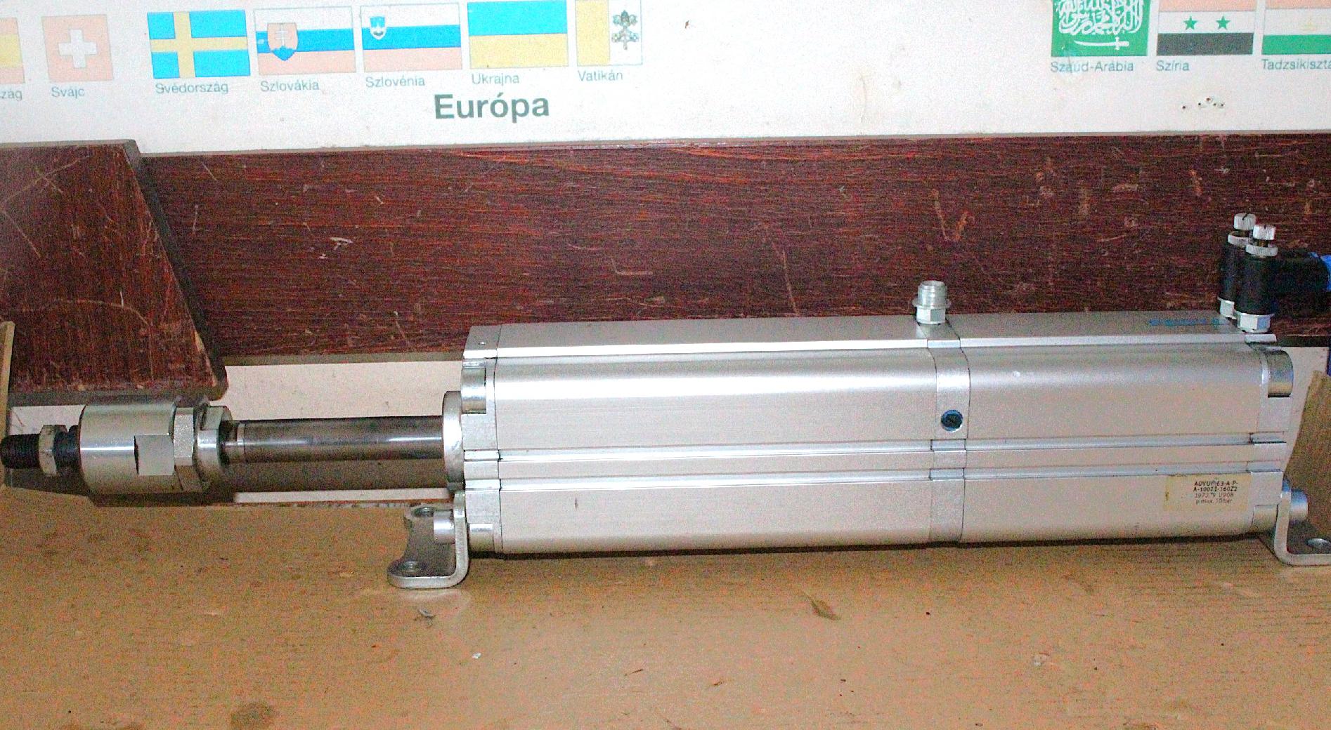 Többállású munkahenger pneumatikus léghenger Festo - 2. kép
